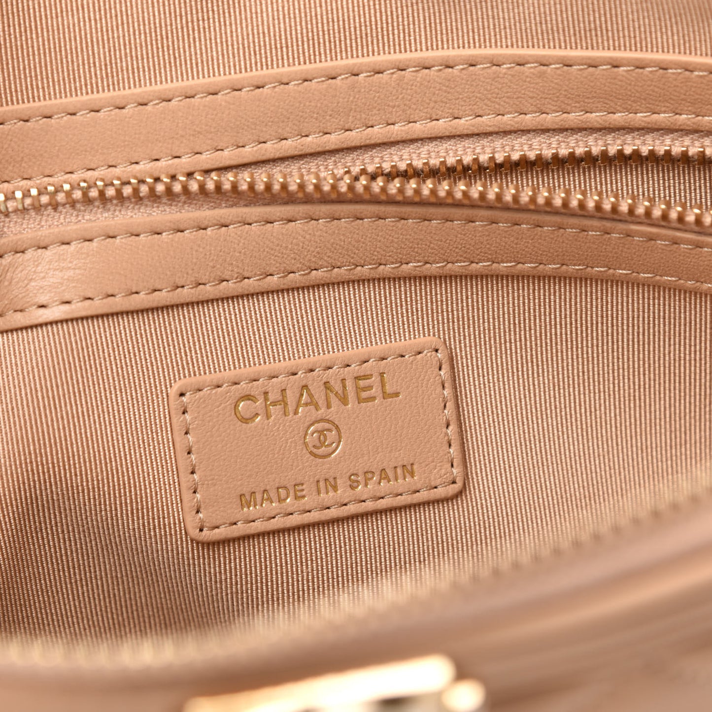 Lambskin Quilted Medium Boy Cosmetic Case Beige