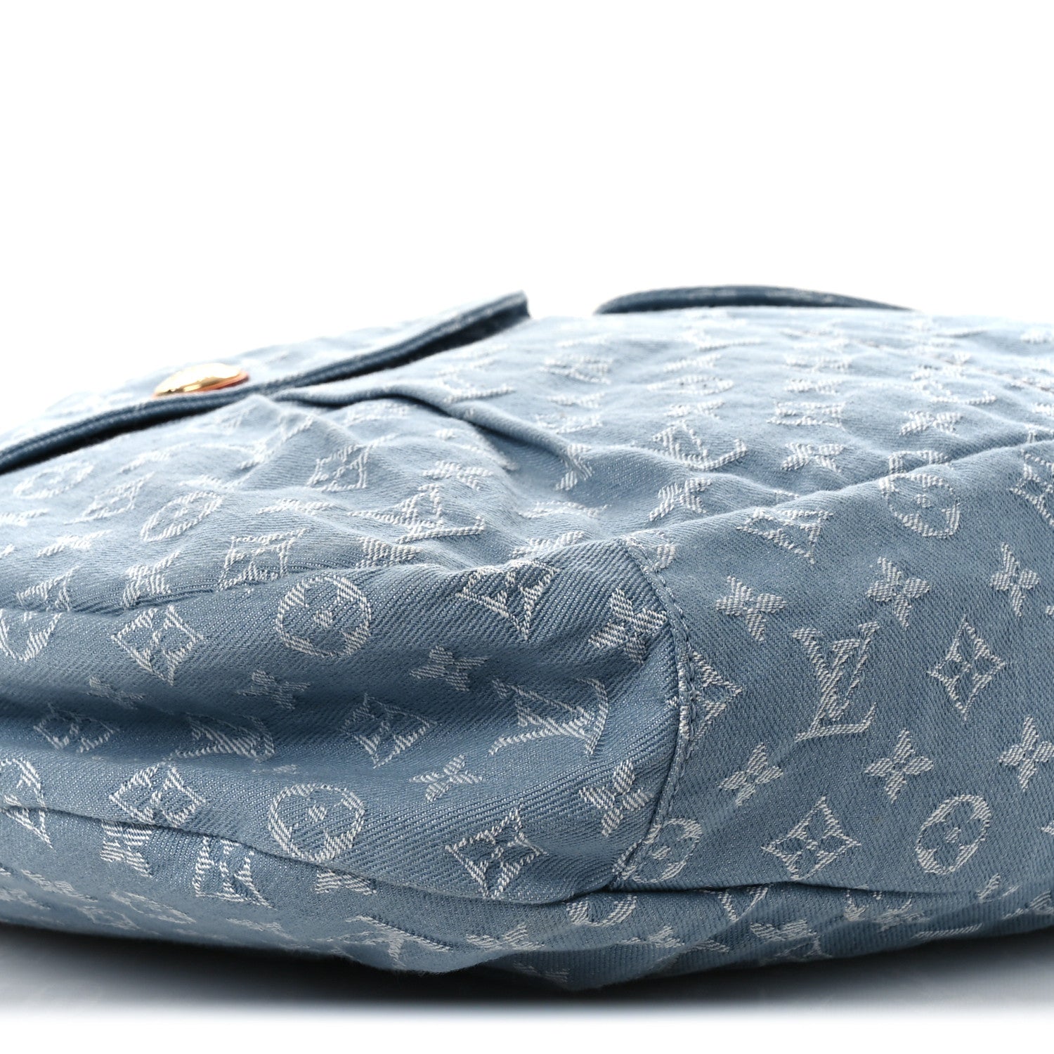Louis Vuitton Denim Daily GM Blue Clair 8 of 10
