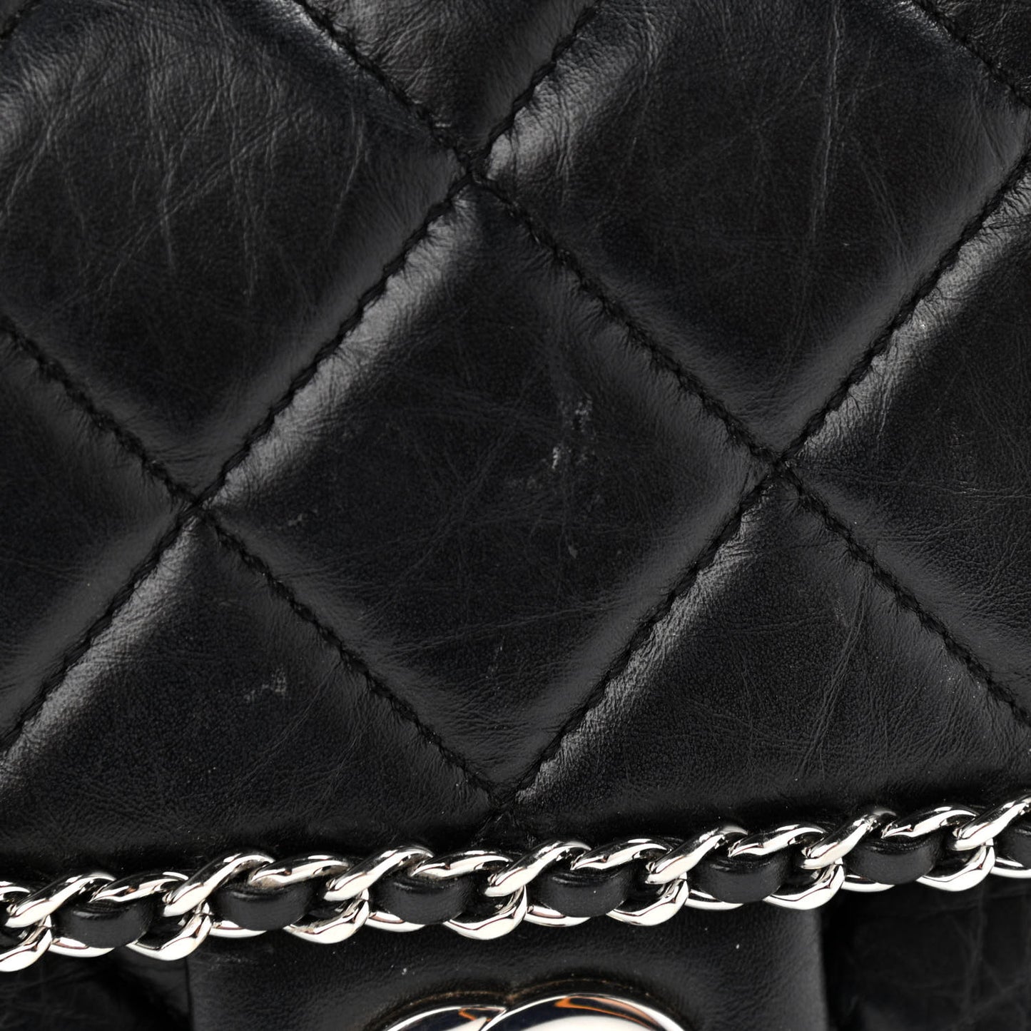 Crumpled Calfskin Medium Chain All Over Flap Black