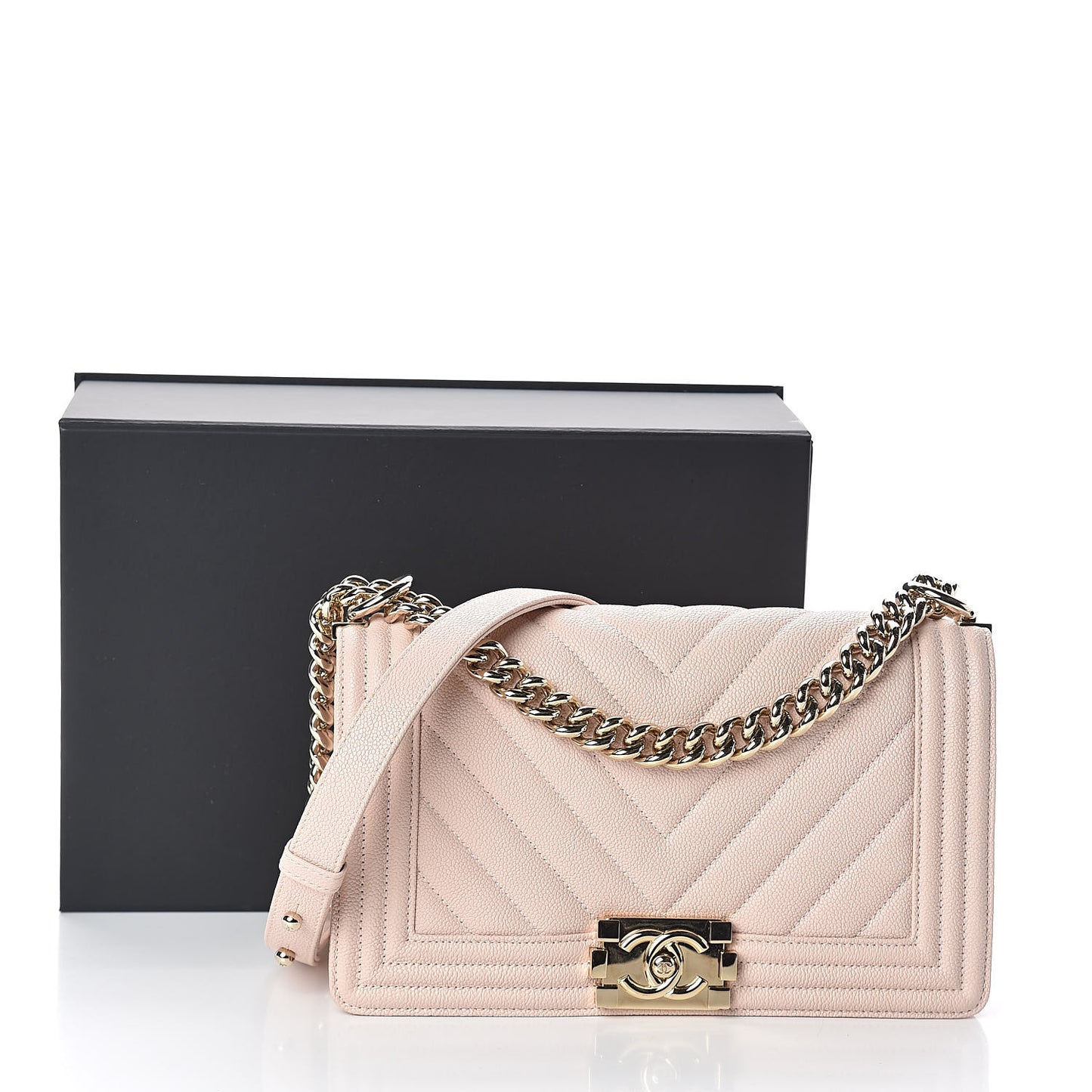 Caviar Chevron Quilted Medium Boy Flap Nude