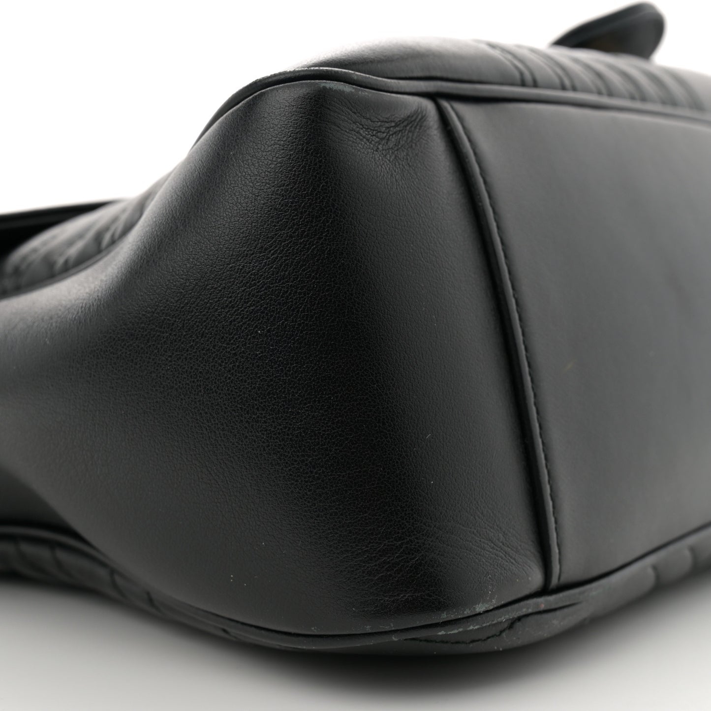 Calfskin Matelasse Large GG Marmont Shoulder Bag Black