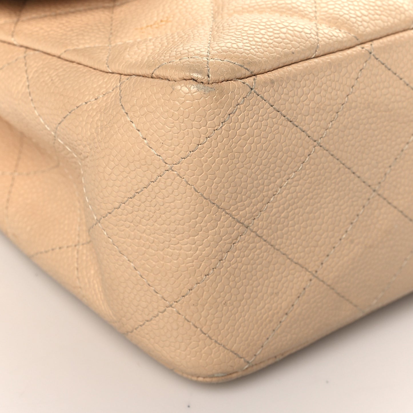 Caviar Quilted Jumbo Single Flap Beige Clair