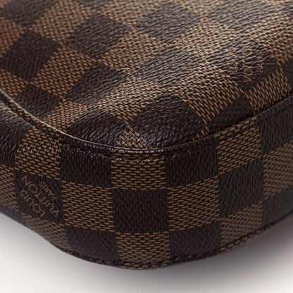 Louis Vuitton Damier Ebene South Bank Besace 10 of 16