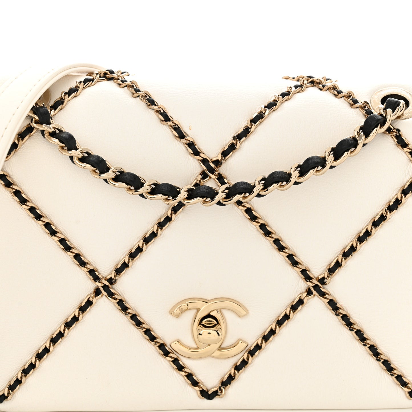 Lambskin Small Entwined Chain Flap White
