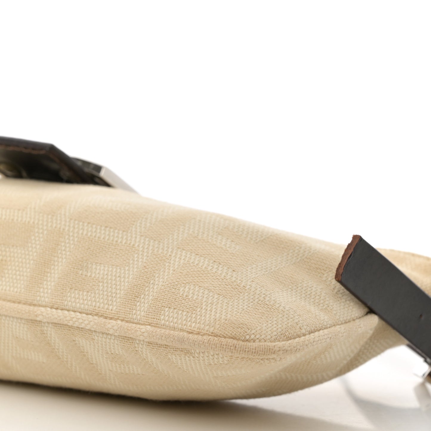 Zucca Pochette Beige