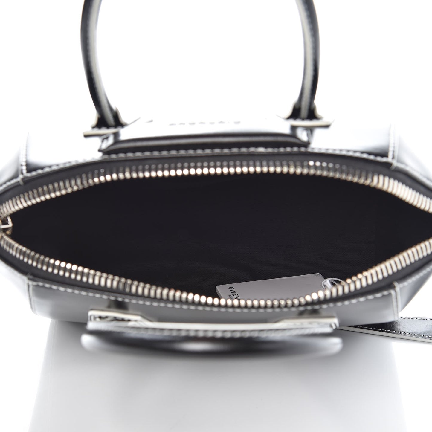 Calfskin Contrast Topstitch Small Antigona Black White