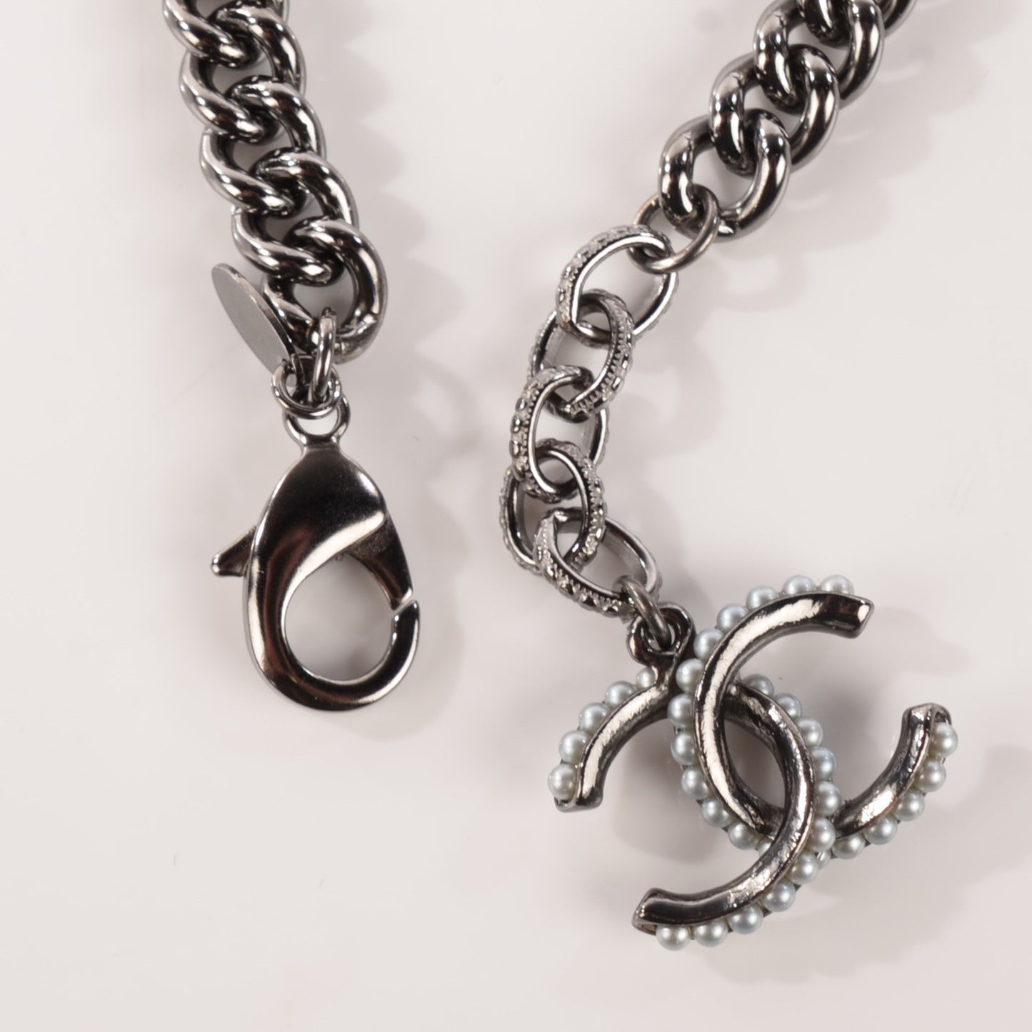 Ruthenium Pearl CC Chain Bracelet