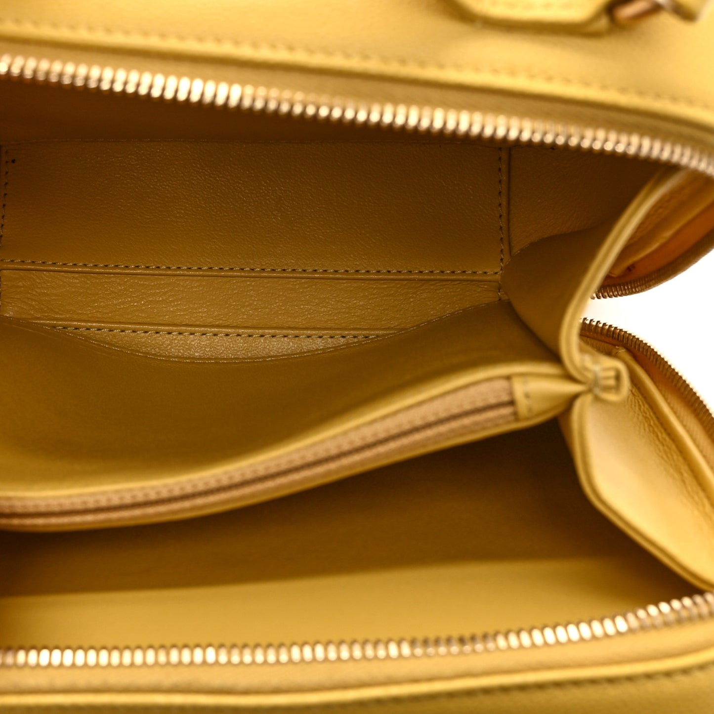 Caviar Quilted Medium CC Filigree Vanity Case Yellow