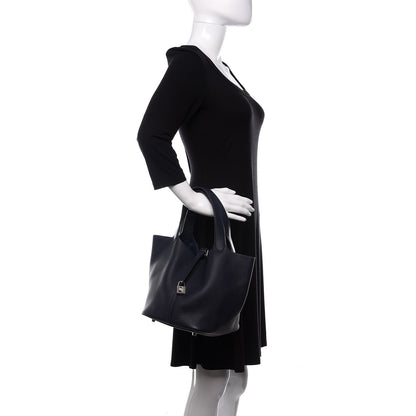 Hermes Taurillon Clemence Picotin Lock 22 MM Bleu Nuit 2 of 11