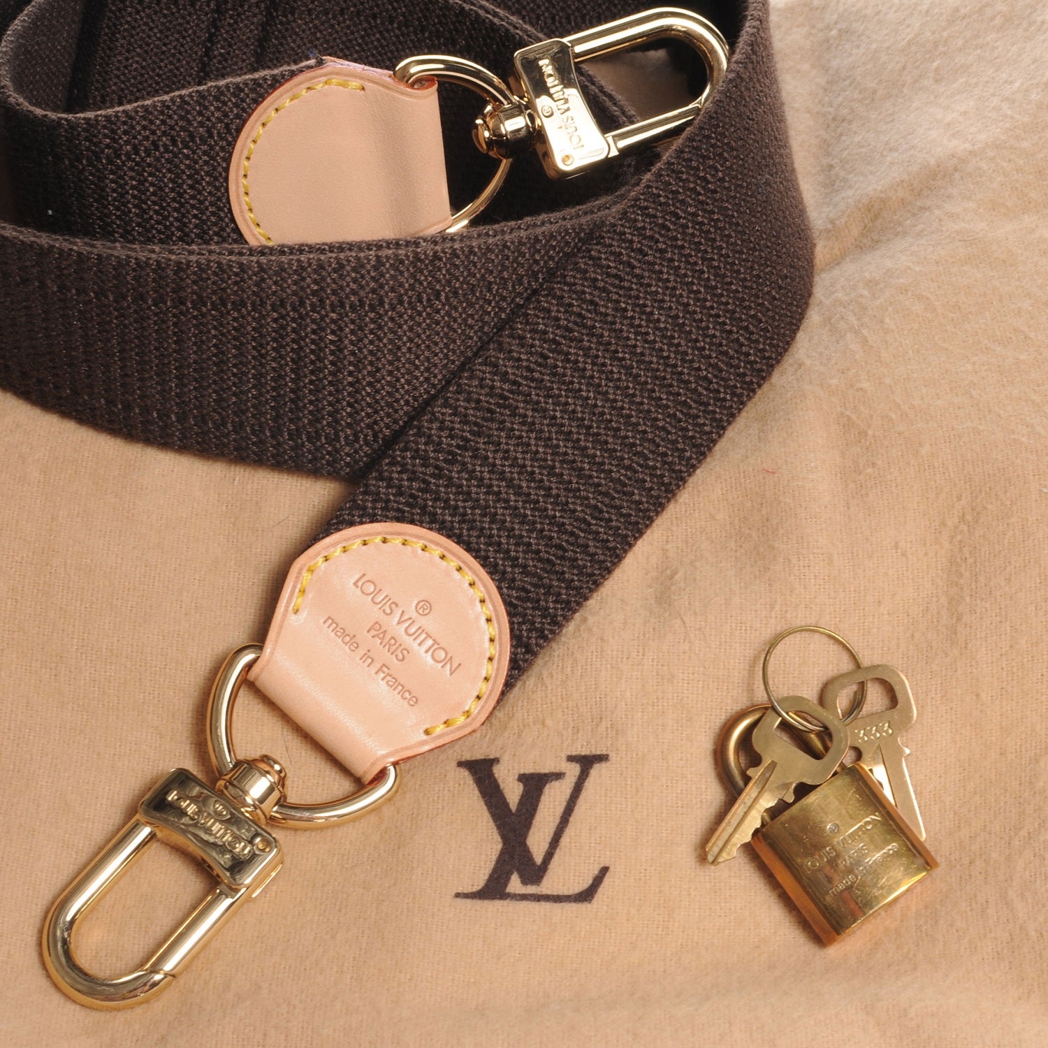 Louis Vuitton Monogram Alize 24 Heures 10 of 10