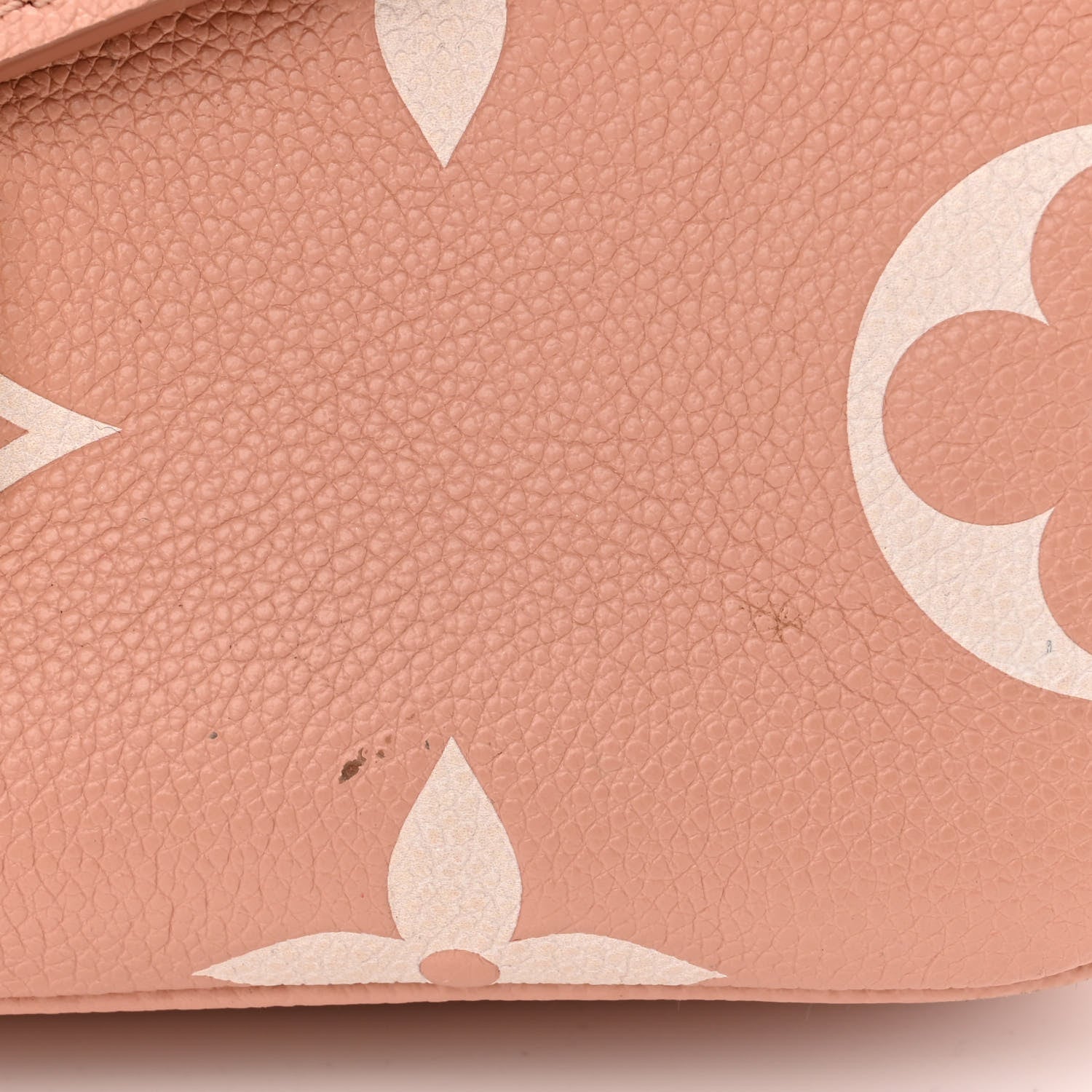 Louis Vuitton Empreinte Monogram Giant Pochette Metis Rose Trianon Cream 10 of 14