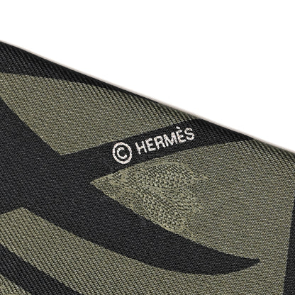 Hermes Silk Calfskin Bouquet Final Fringed Twilly Vert Loden Black 4 of 4