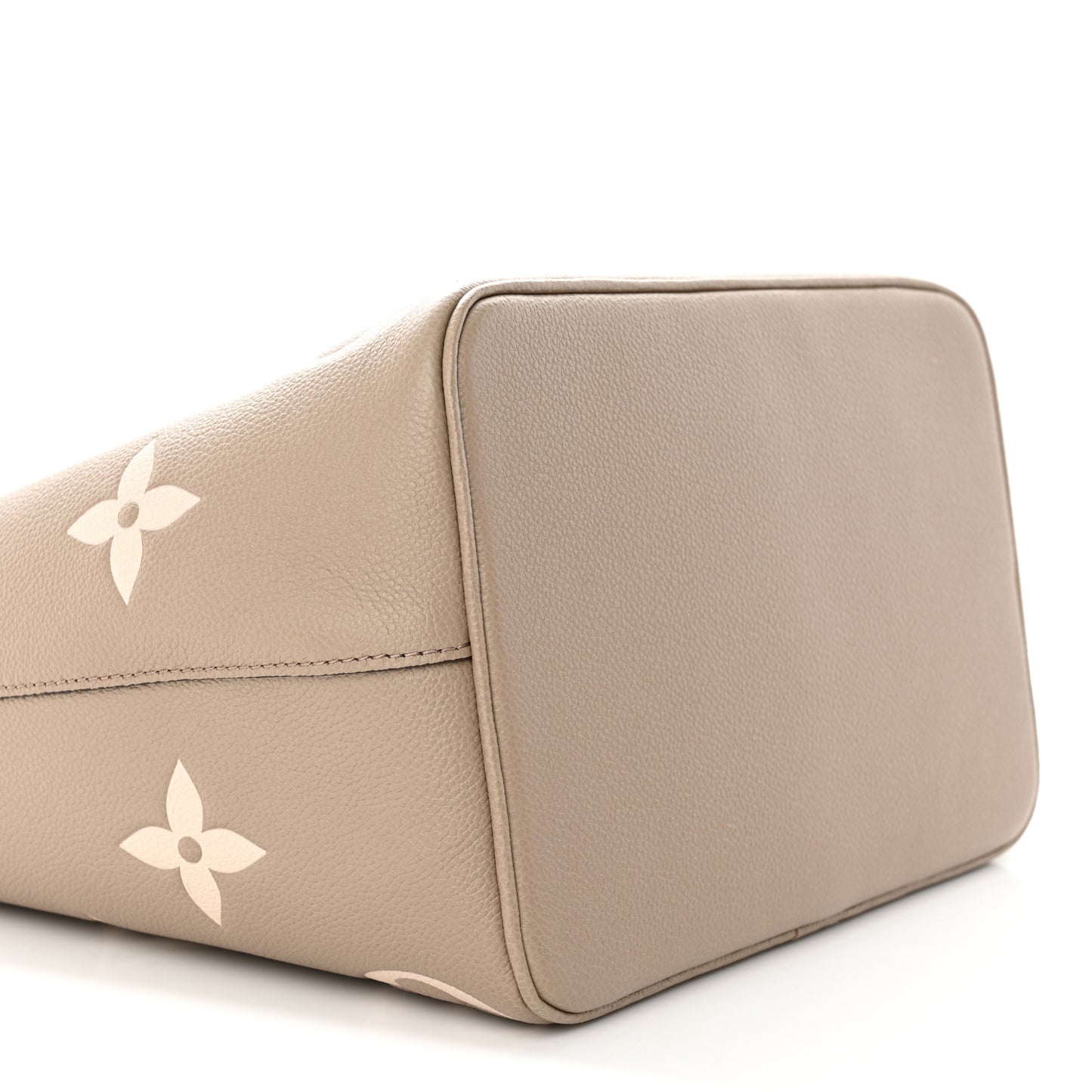 Empreinte Monogram Giant Neonoe MM Tourterelle Creme