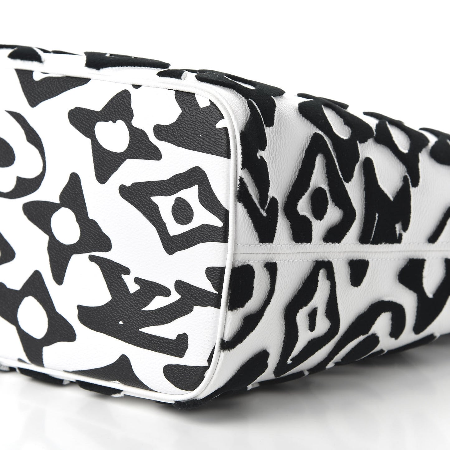 X UF Tufted Monogram Neverfull MM Black White