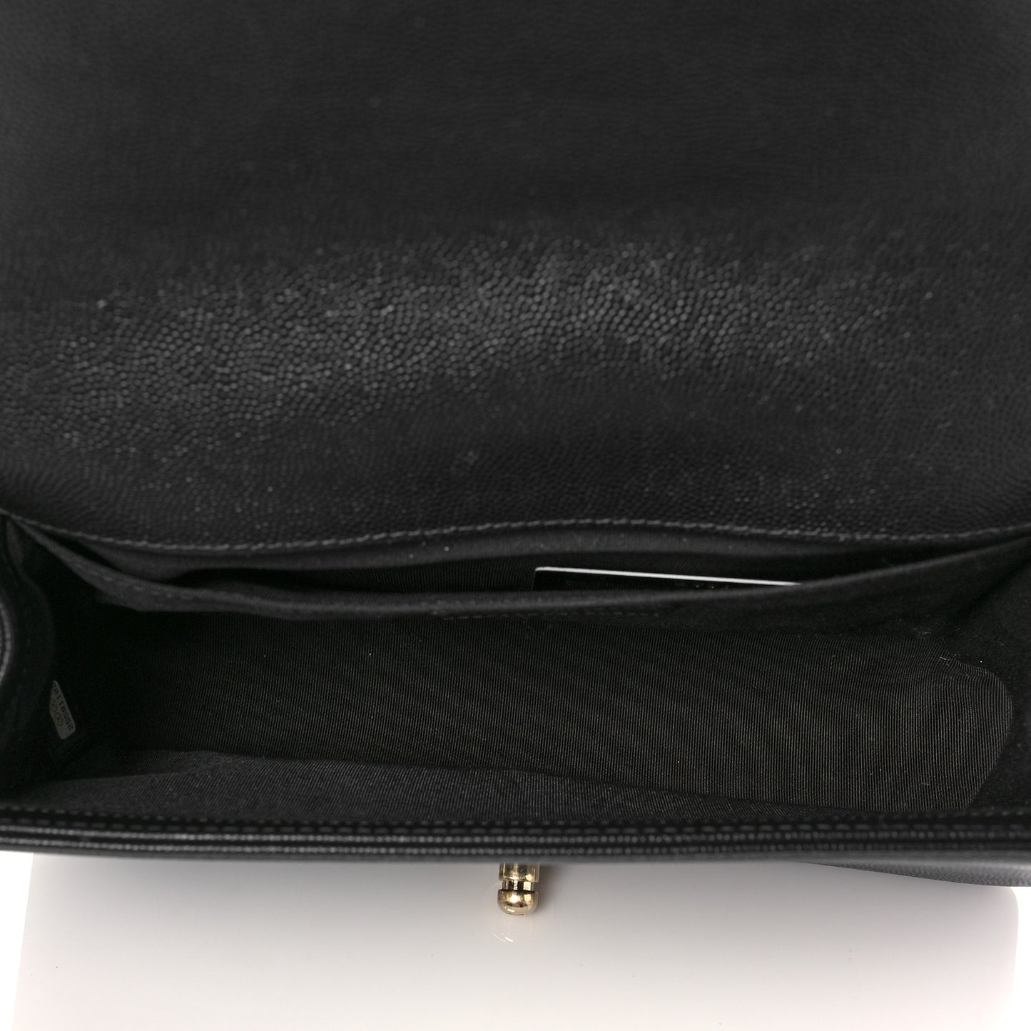 Caviar Chevron Quilted Medium Boy Flap Black