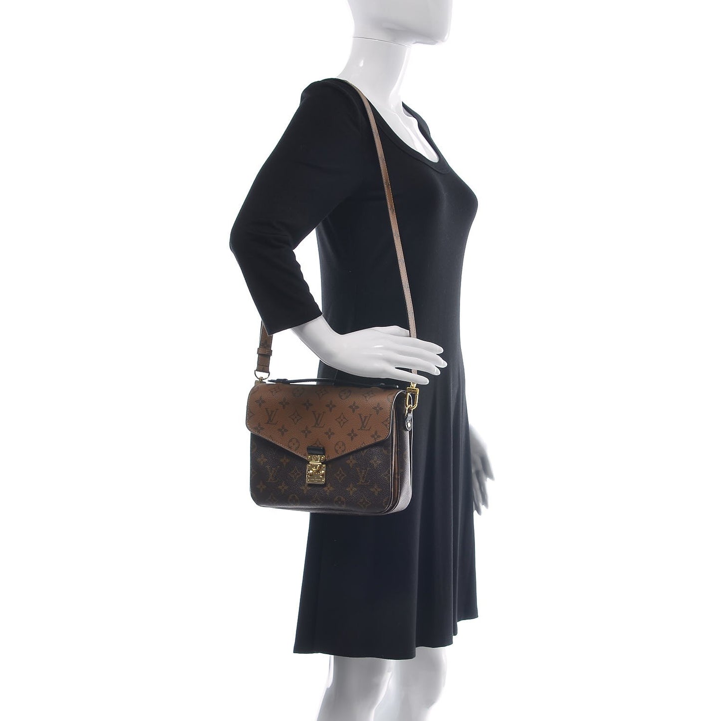 Reverse Monogram Pochette Metis