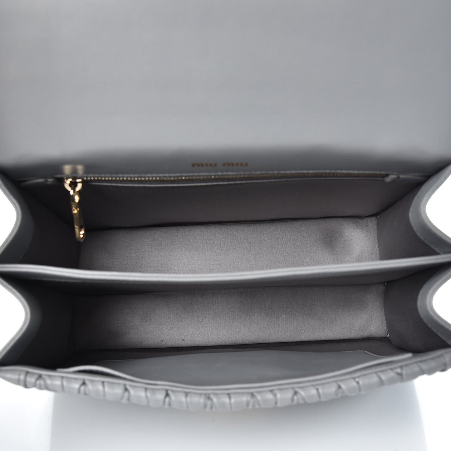 Nappa Confidential Matelasse Top Handle Nube