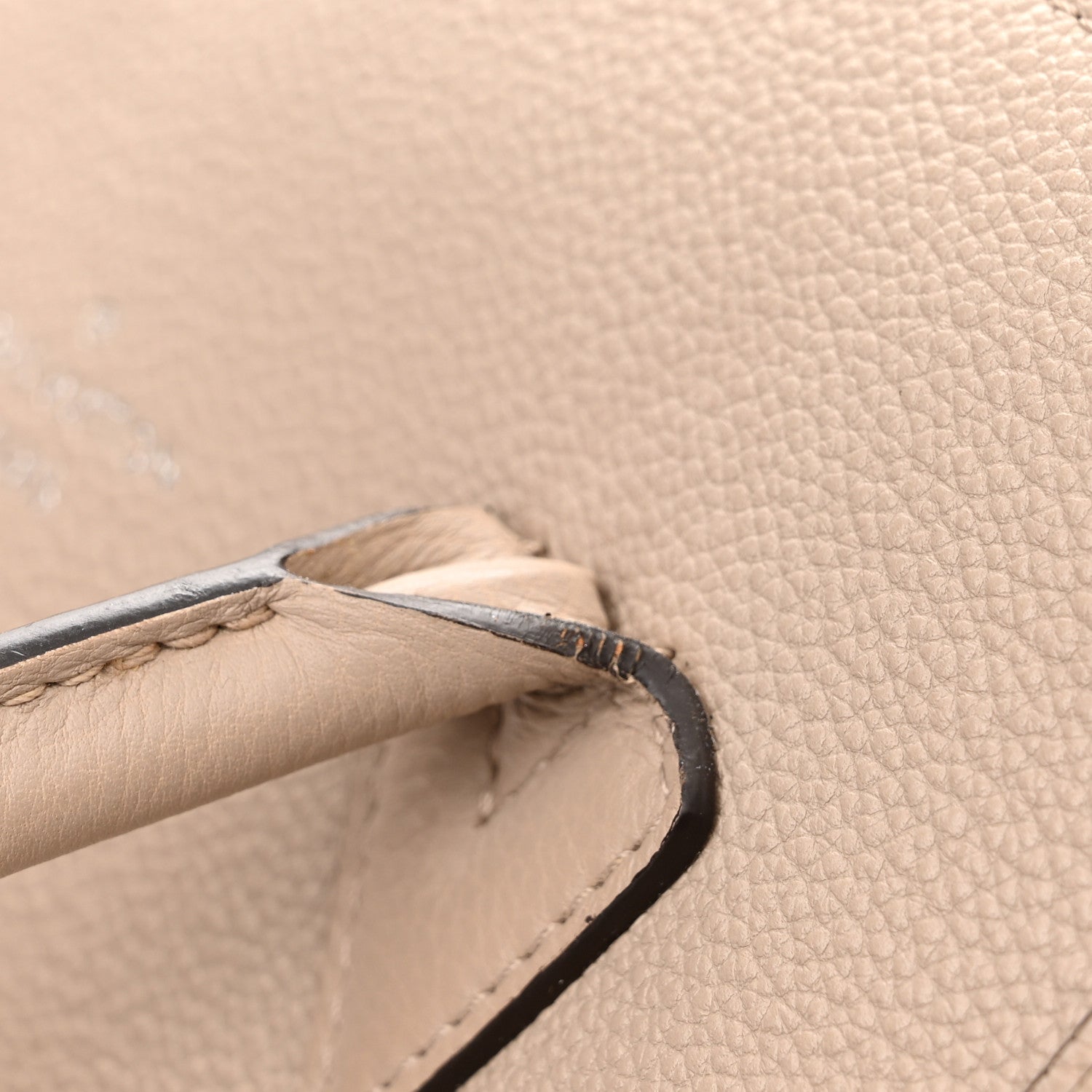 Louis Vuitton Veau Cachemire Soft Lockit PM Galet 16 of 16