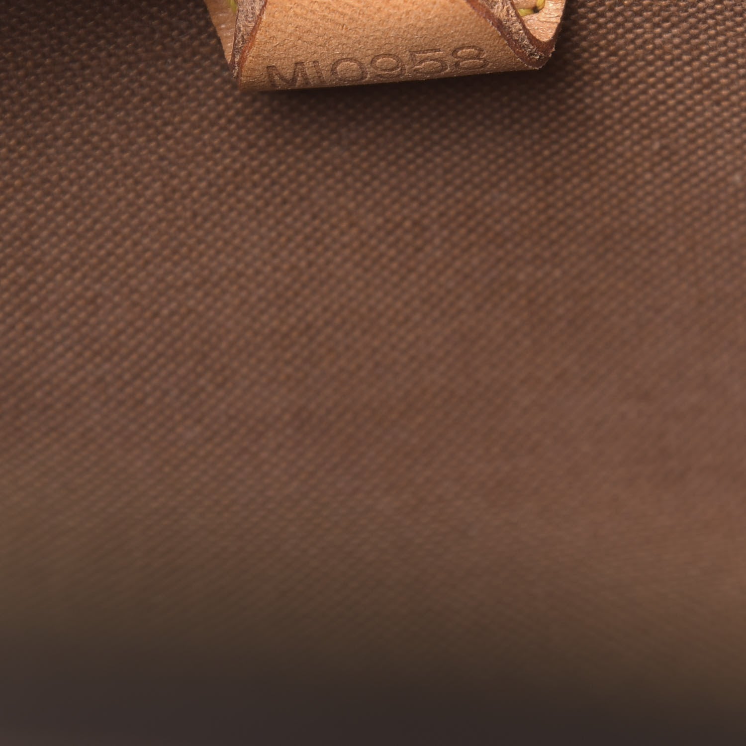 Louis Vuitton Monogram Ellipse MM 10 of 12