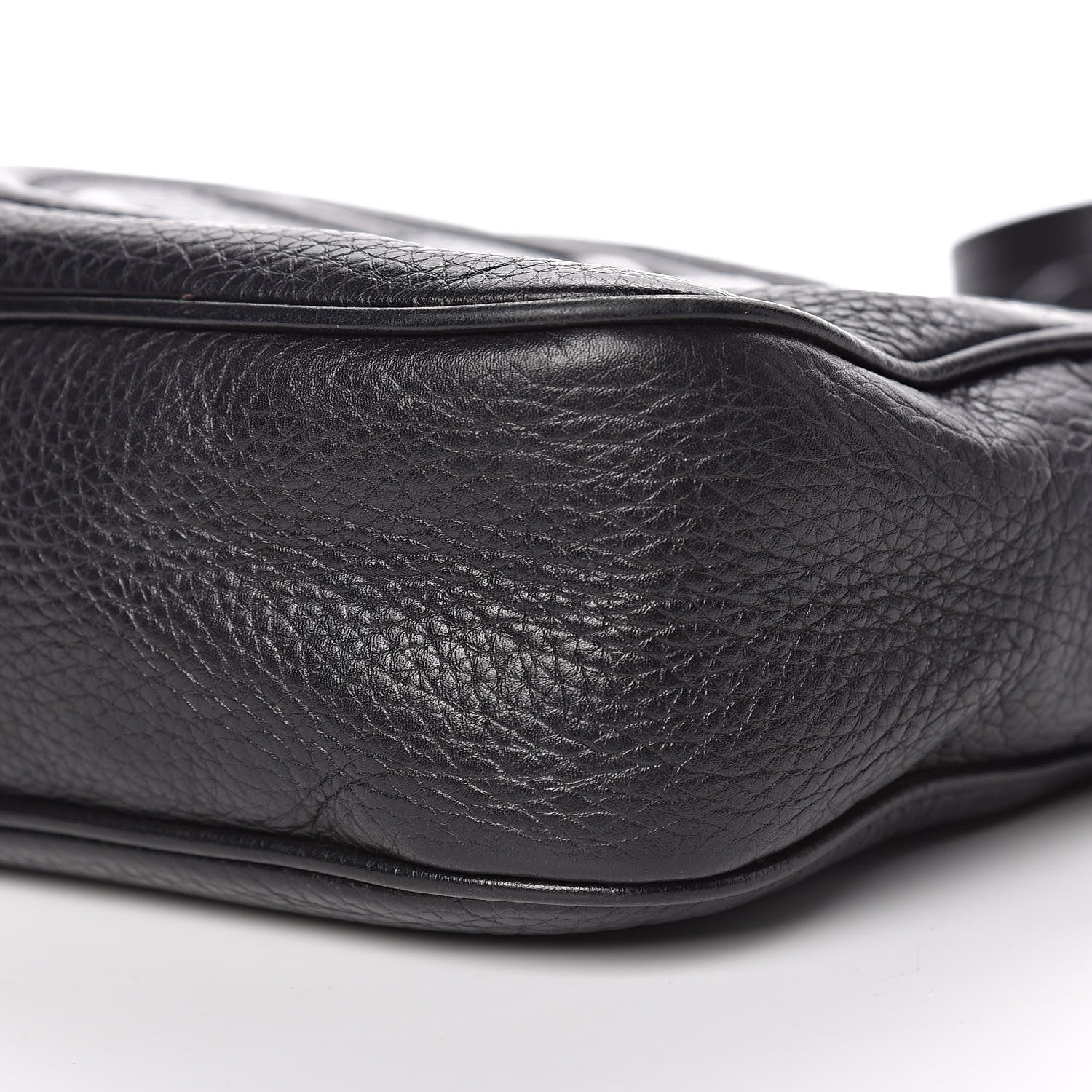 Gucci Pebbled Calfskin Small Soho Disco Bag Black 11 of 13