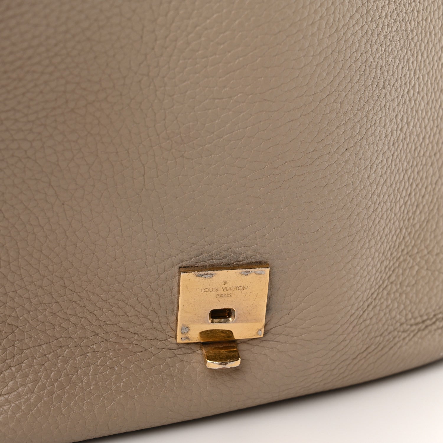Louis Vuitton Taurillon Volta Galet 12 of 12