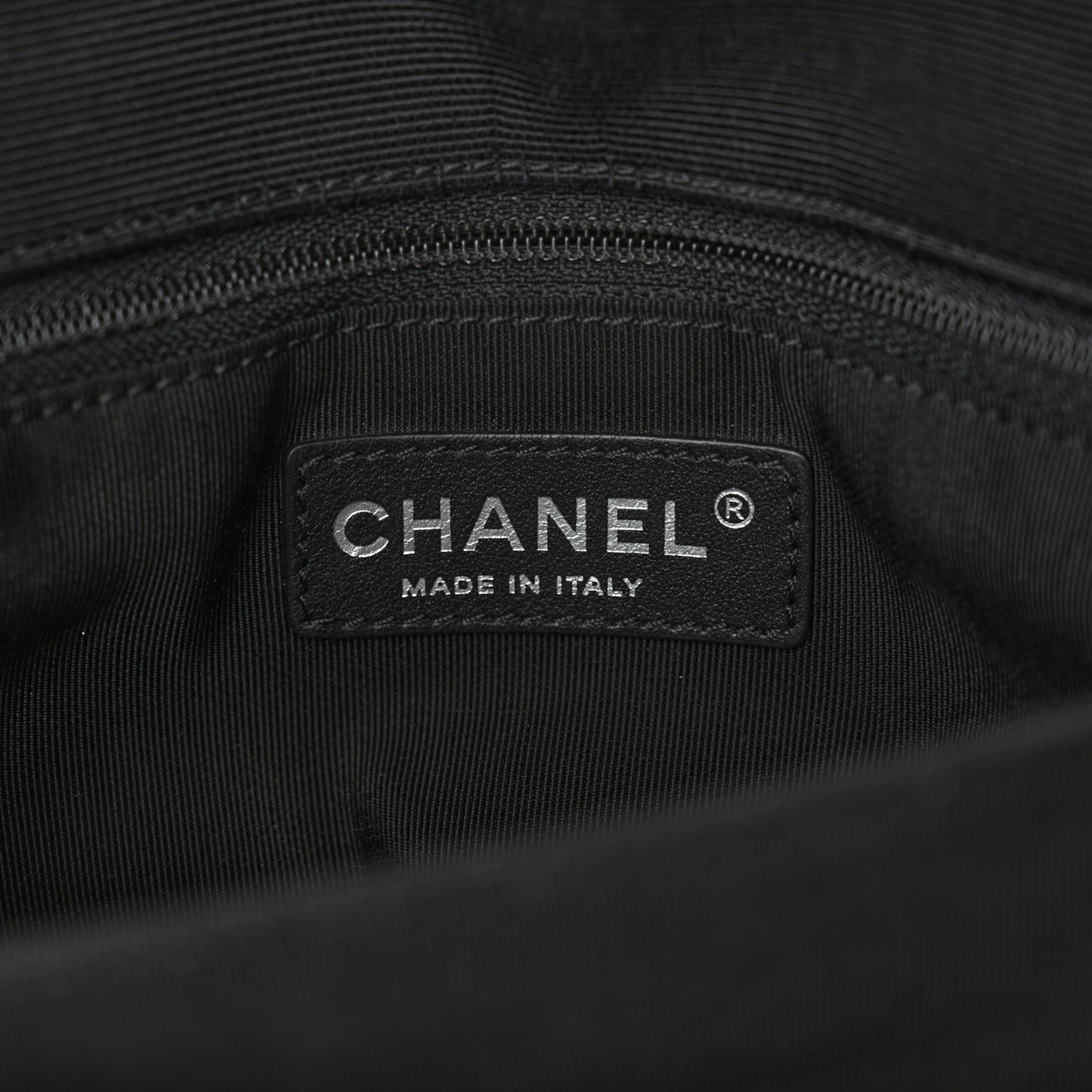 Lambskin Grosgrain Quilted Flap Red Black