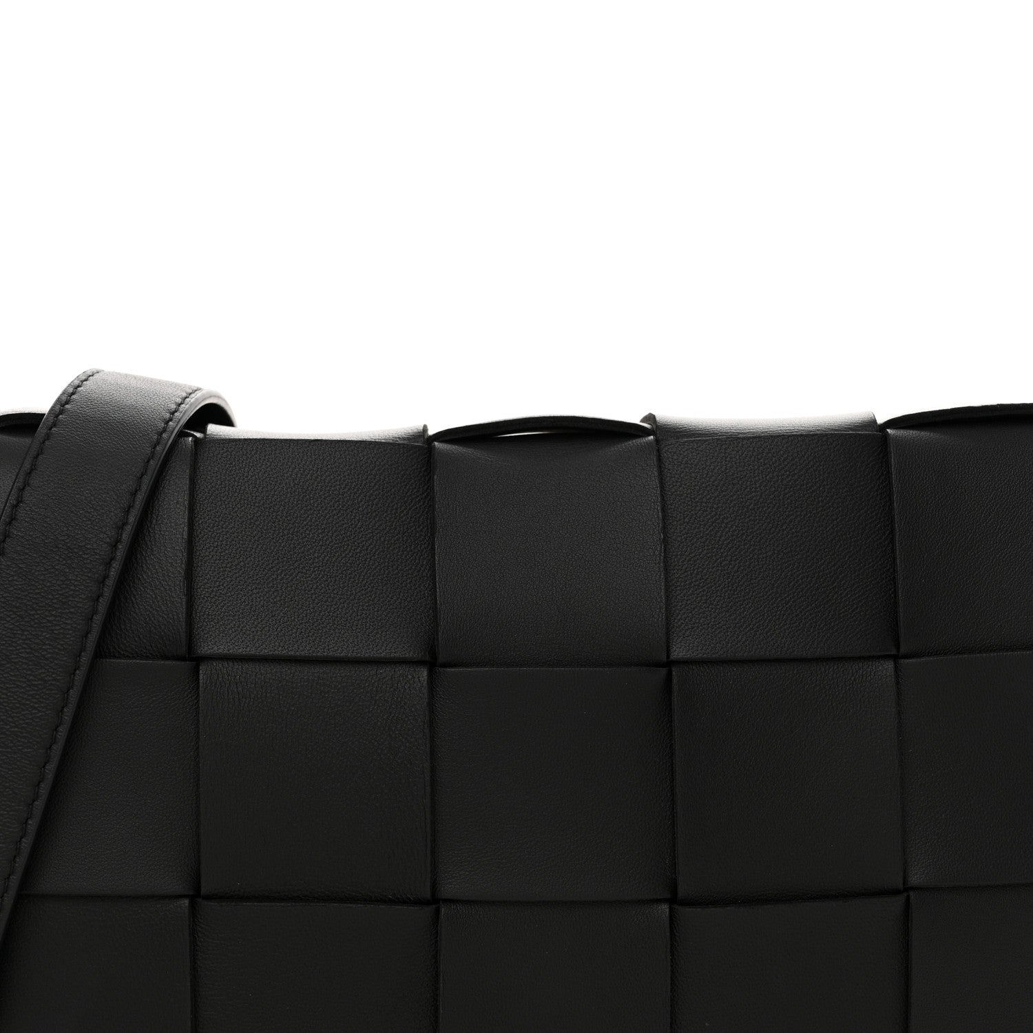Bottega Veneta Lambskin Maxi Intrecciato Cassette Crossbody Bag Black 8 of 10