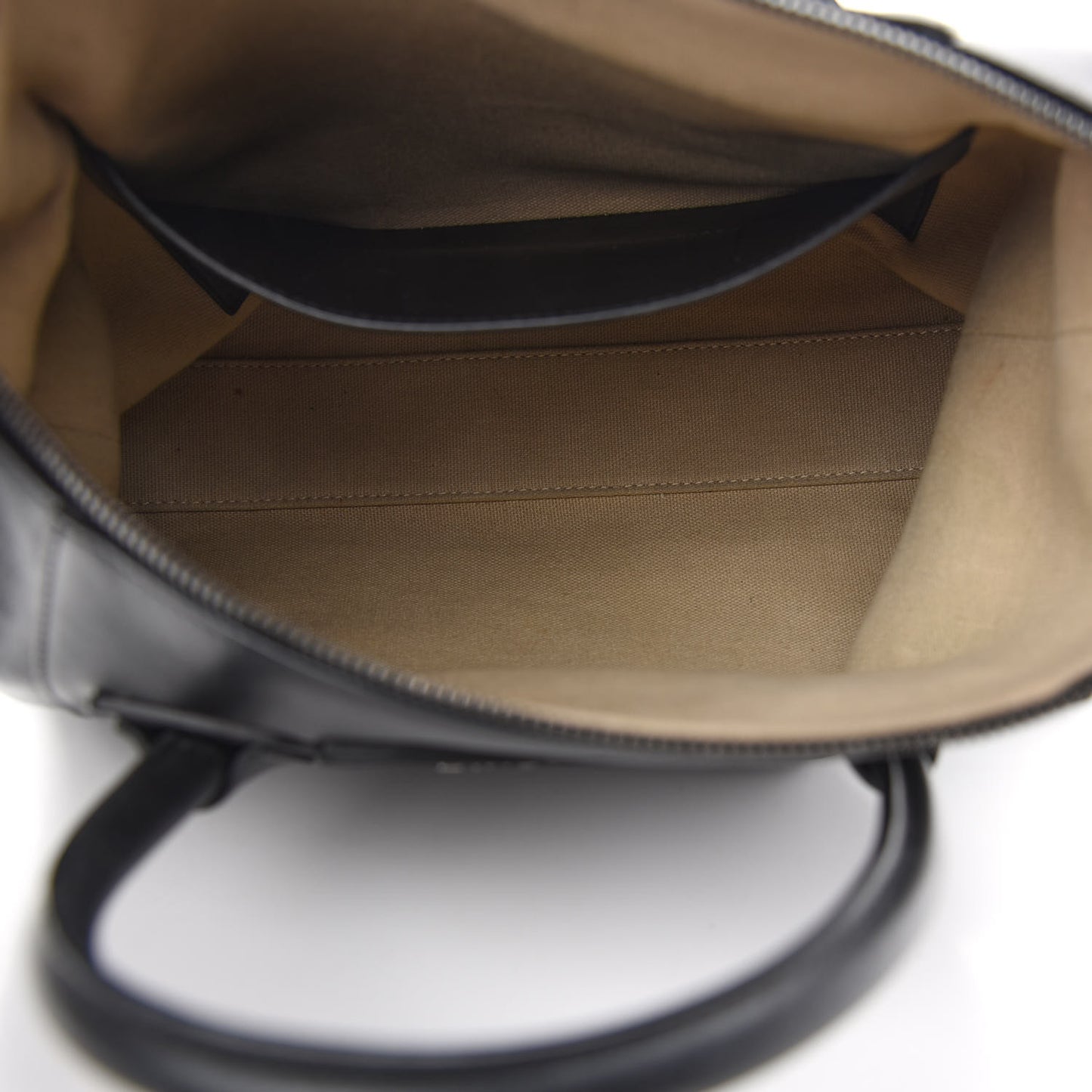 Smooth Calfskin Small Soft Antigona Black