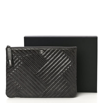 Chanel Distressed Patent Chevron Quilted Medium CC Crossing Cosmetic Case Black 12 of 12