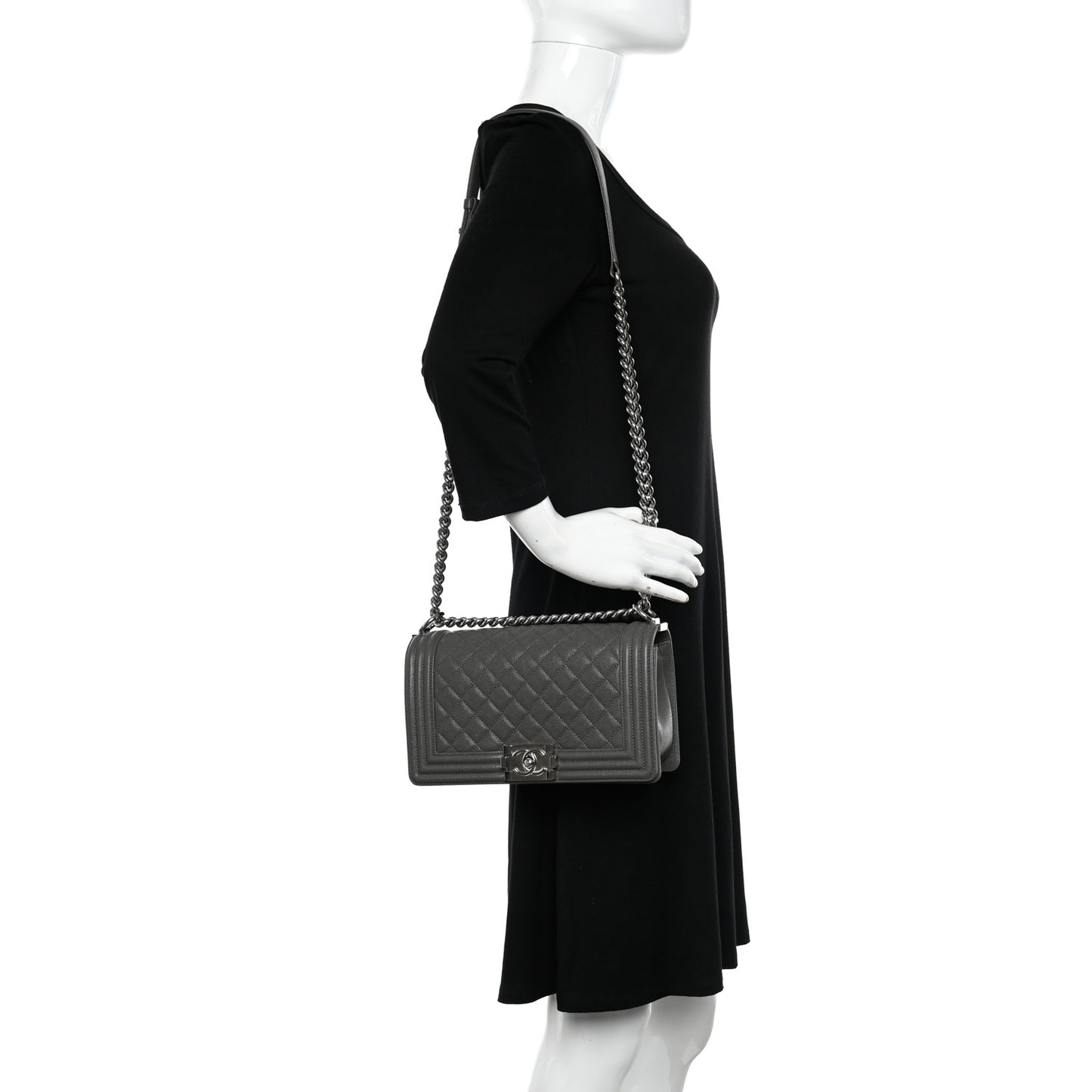 Caviar Quilted Medium Boy Flap Grey