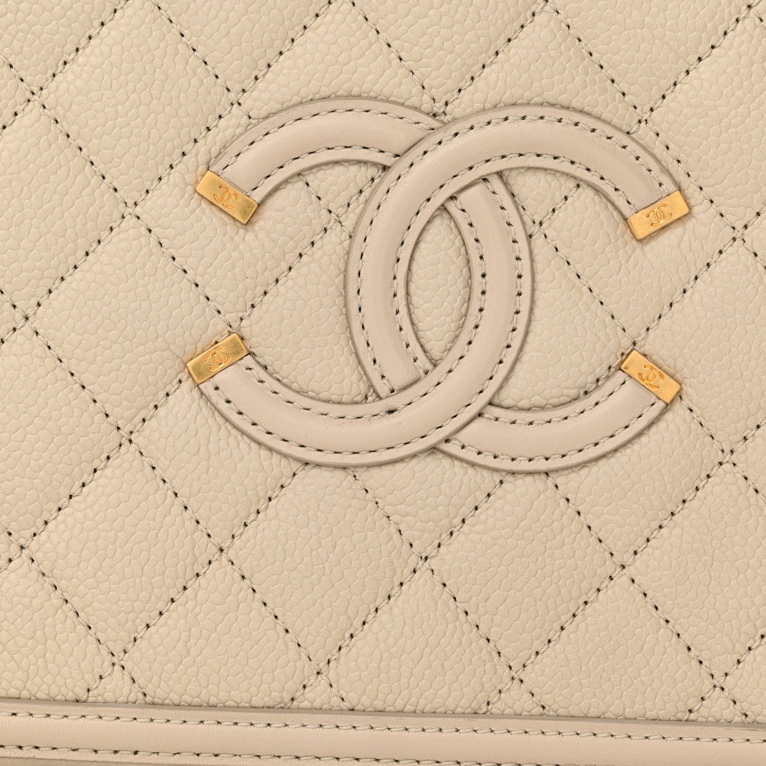 Chanel Caviar Quilted Medium CC Filigree Vanity Case Light Beige 12 of 15