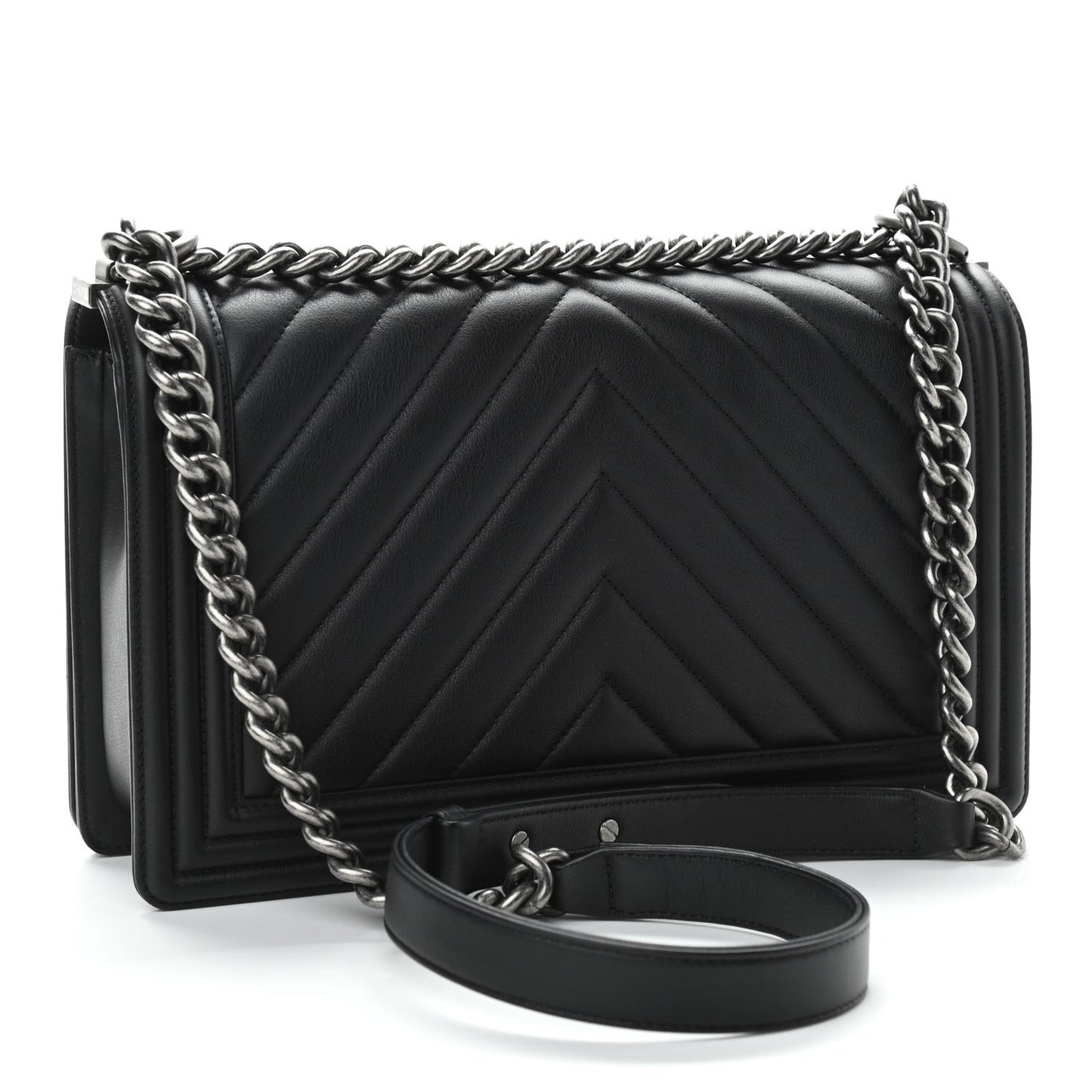 Calfskin Chevron Quilted Medium Boy Flap Black