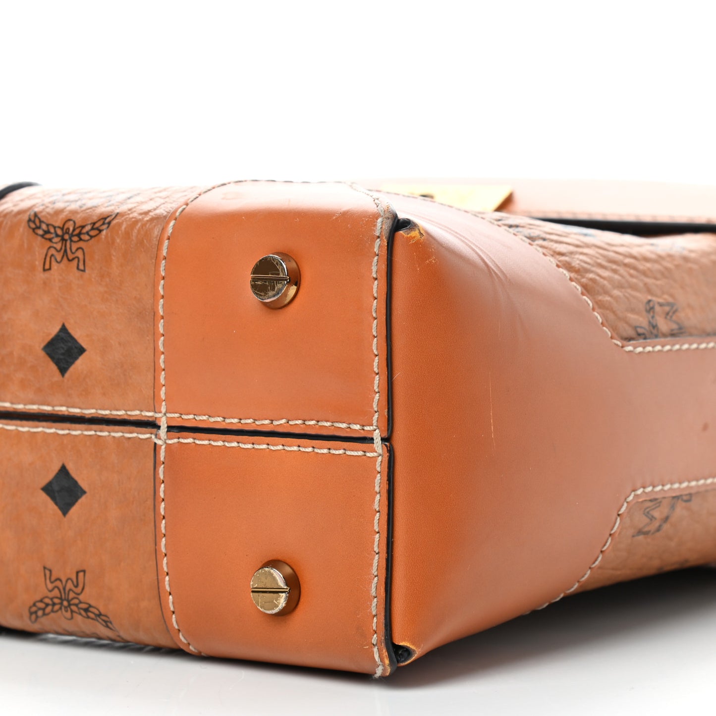 Visetos Small Soft Berlin Crossbody Cognac