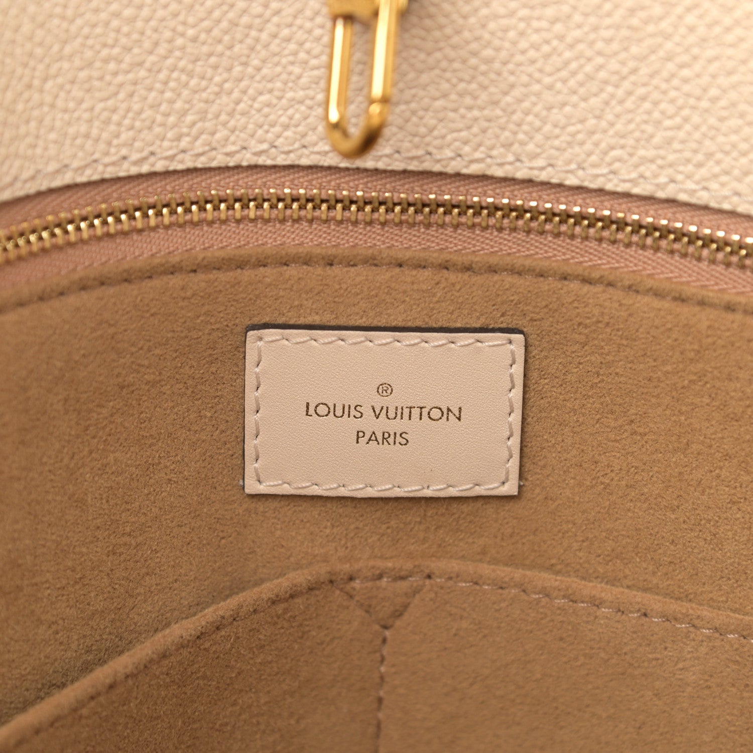 Louis Vuitton Empreinte Monogram Giant Onthego GM Creme 6 of 12