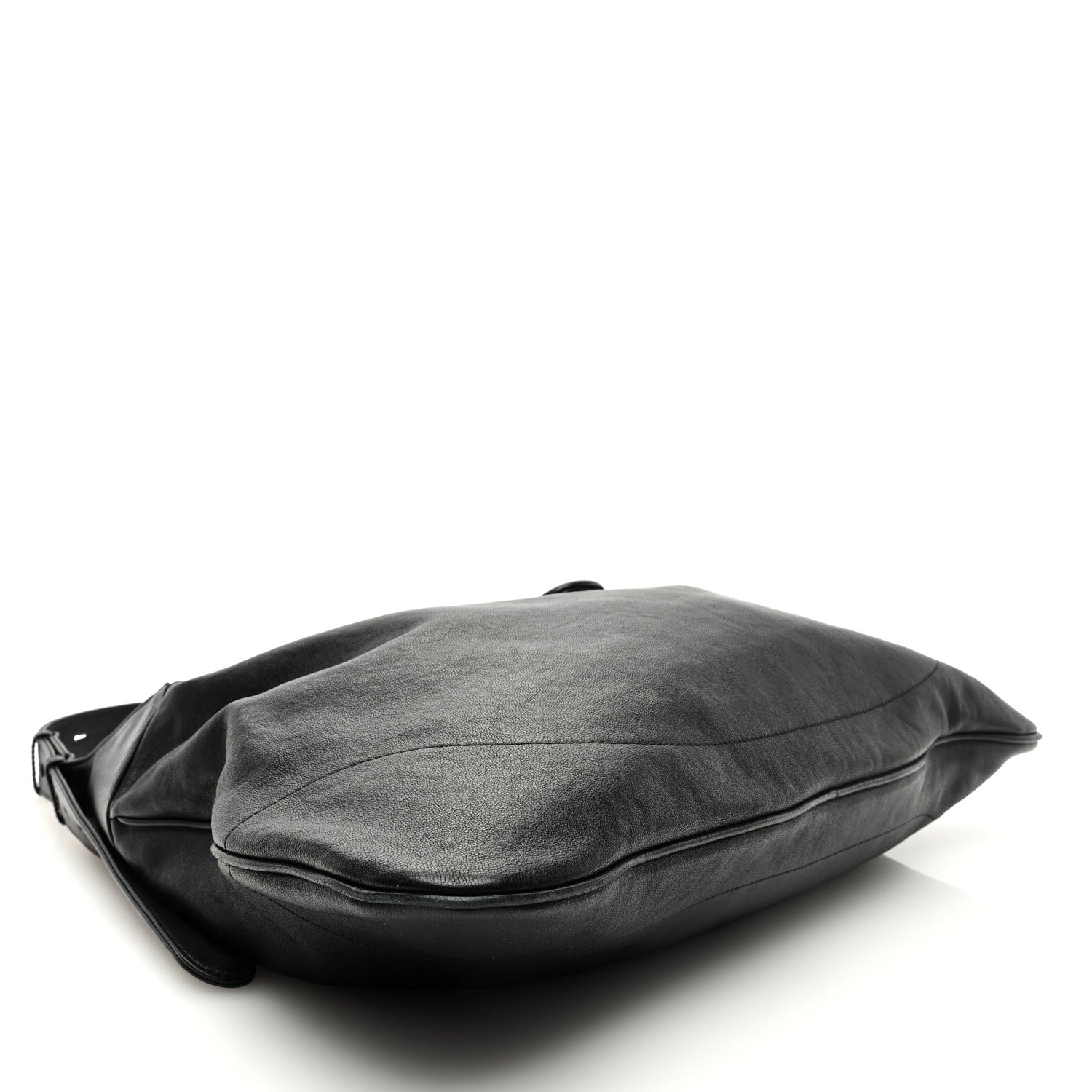 Gucci Goatskin Monochrome Large Aphrodite Shoulder Bag Black 4 of 9