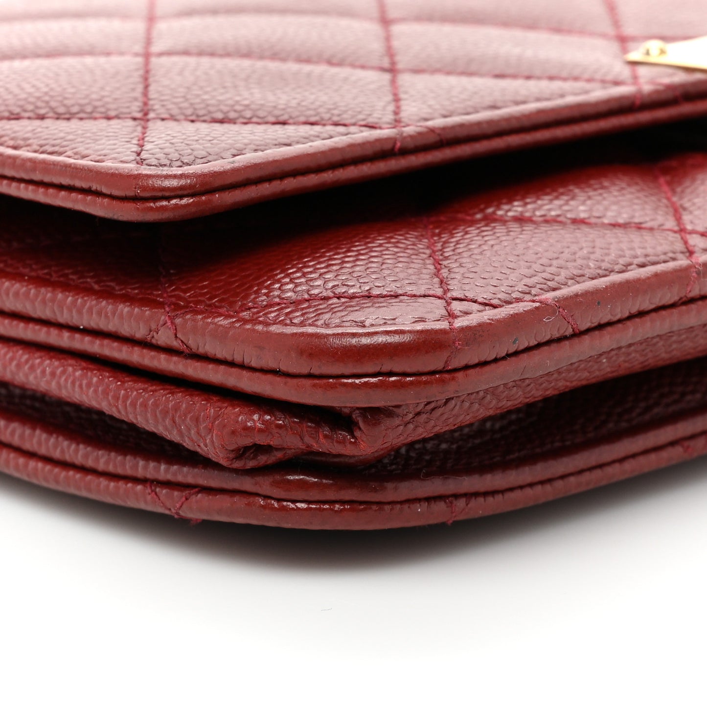 Caviar Quilted Golden Class Wallet On Chain WOC Red
