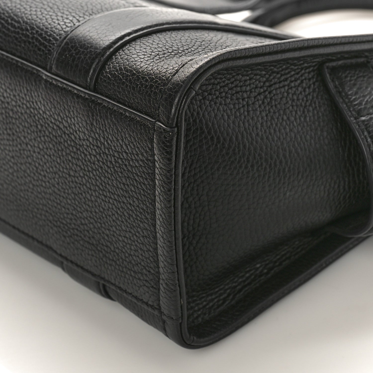 Marc Jacobs Grained Calfskin Small The Tote Bag Black 8 of 8