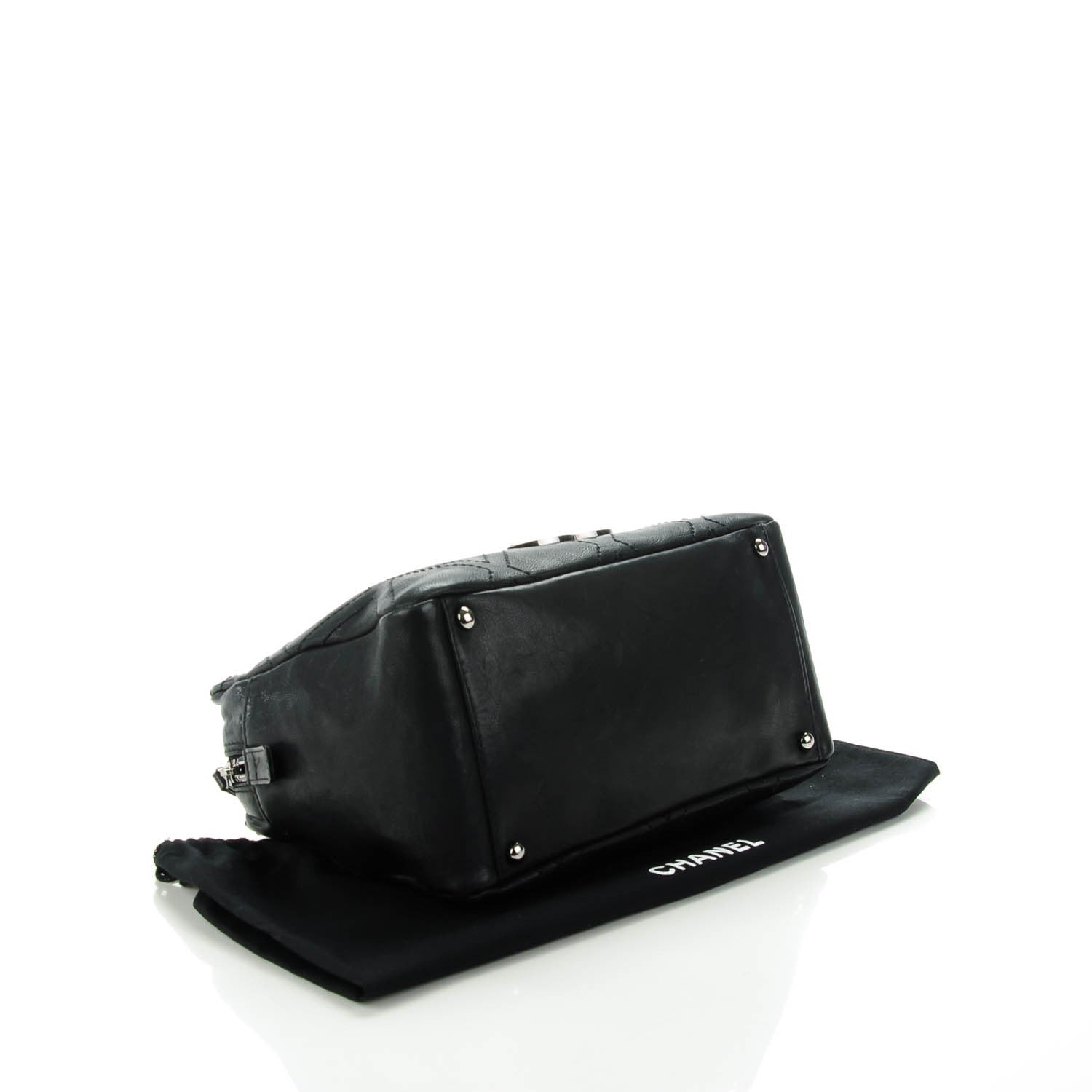 Chanel Calfskin Large Diamond Stitch Tote Black 4 of 7