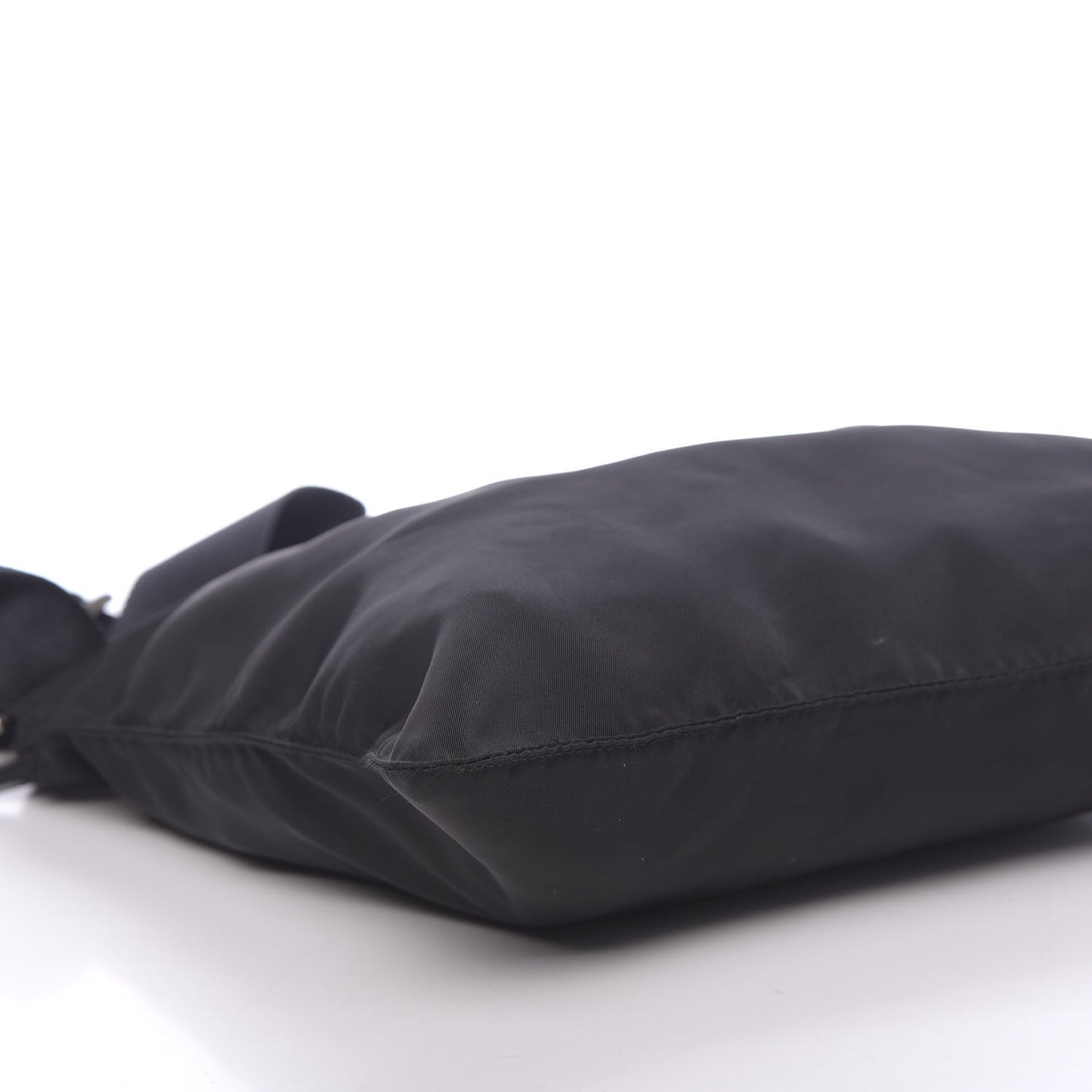 Nylon Vela Flat Messenger Bag Black