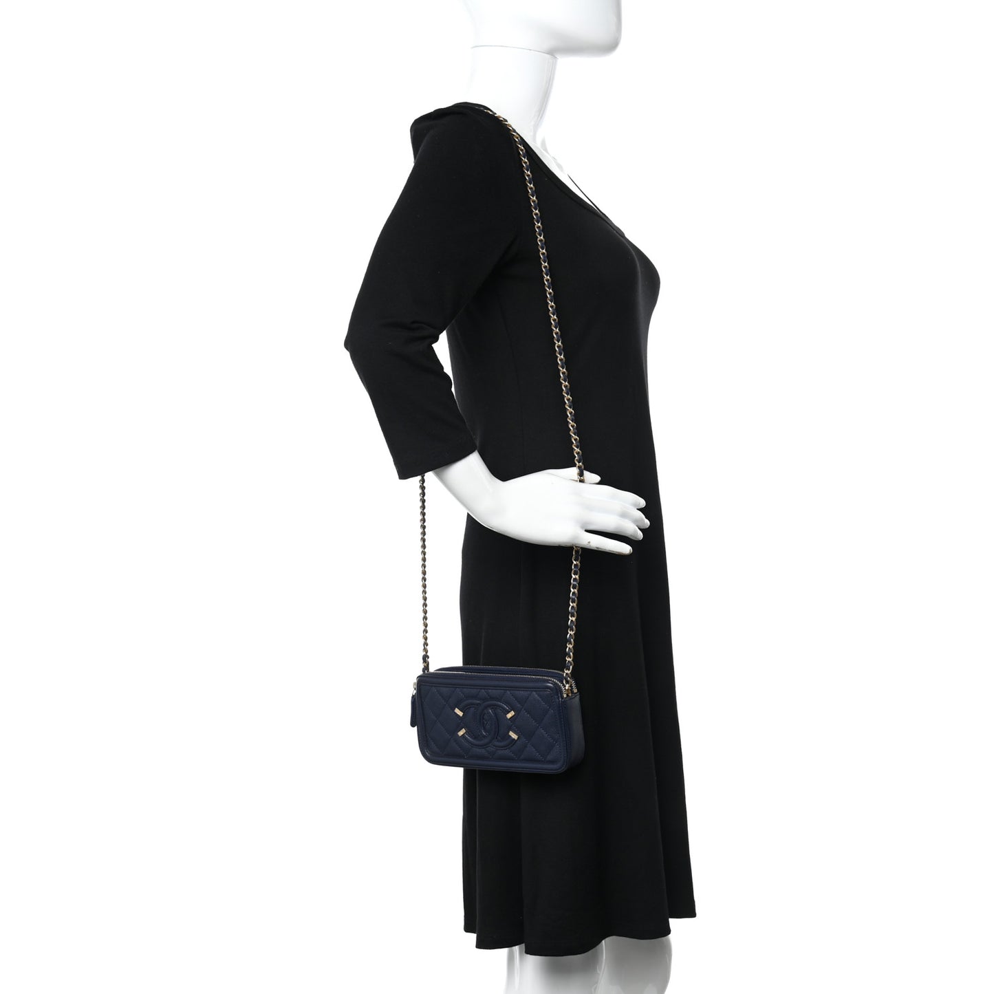 Caviar Quilted CC Filigree Clutch With Chain Navy