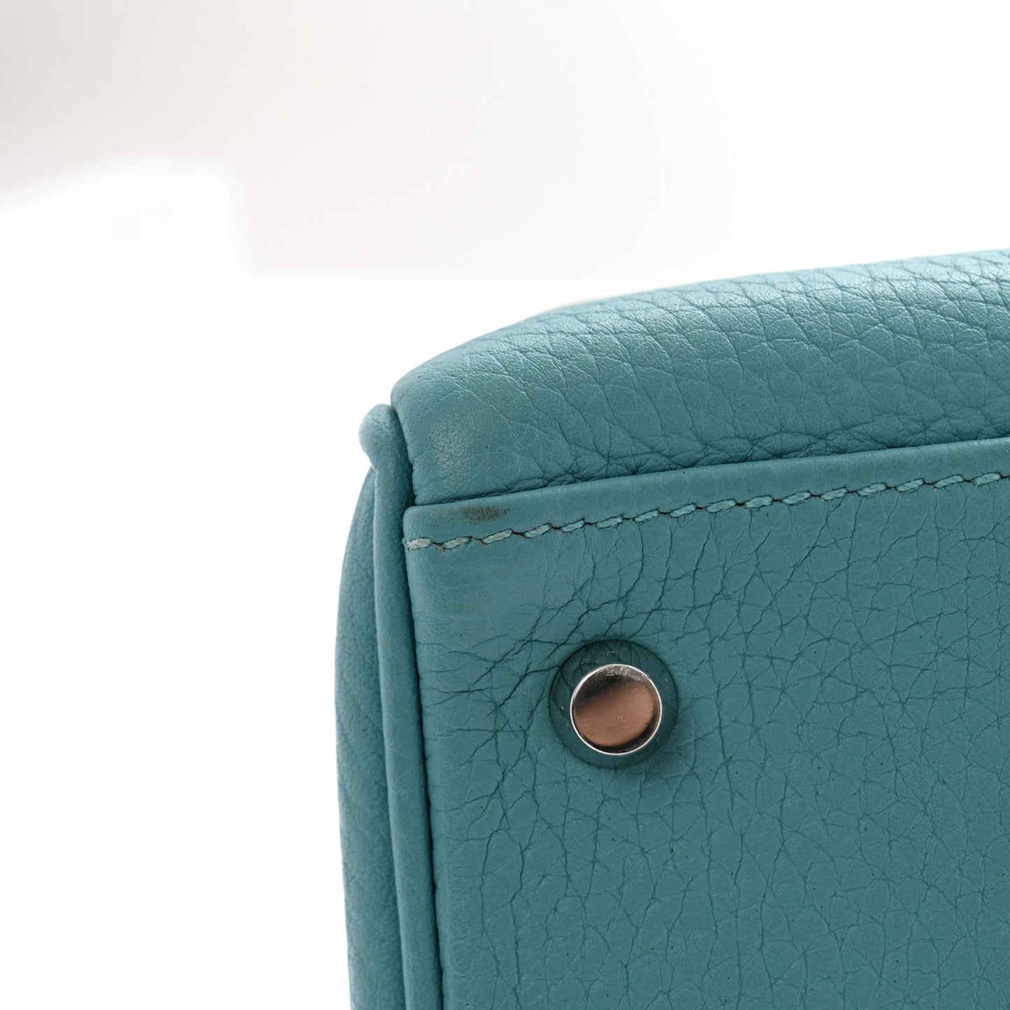 Taurillon Clemence Kelly Retourne 28 Turquoise