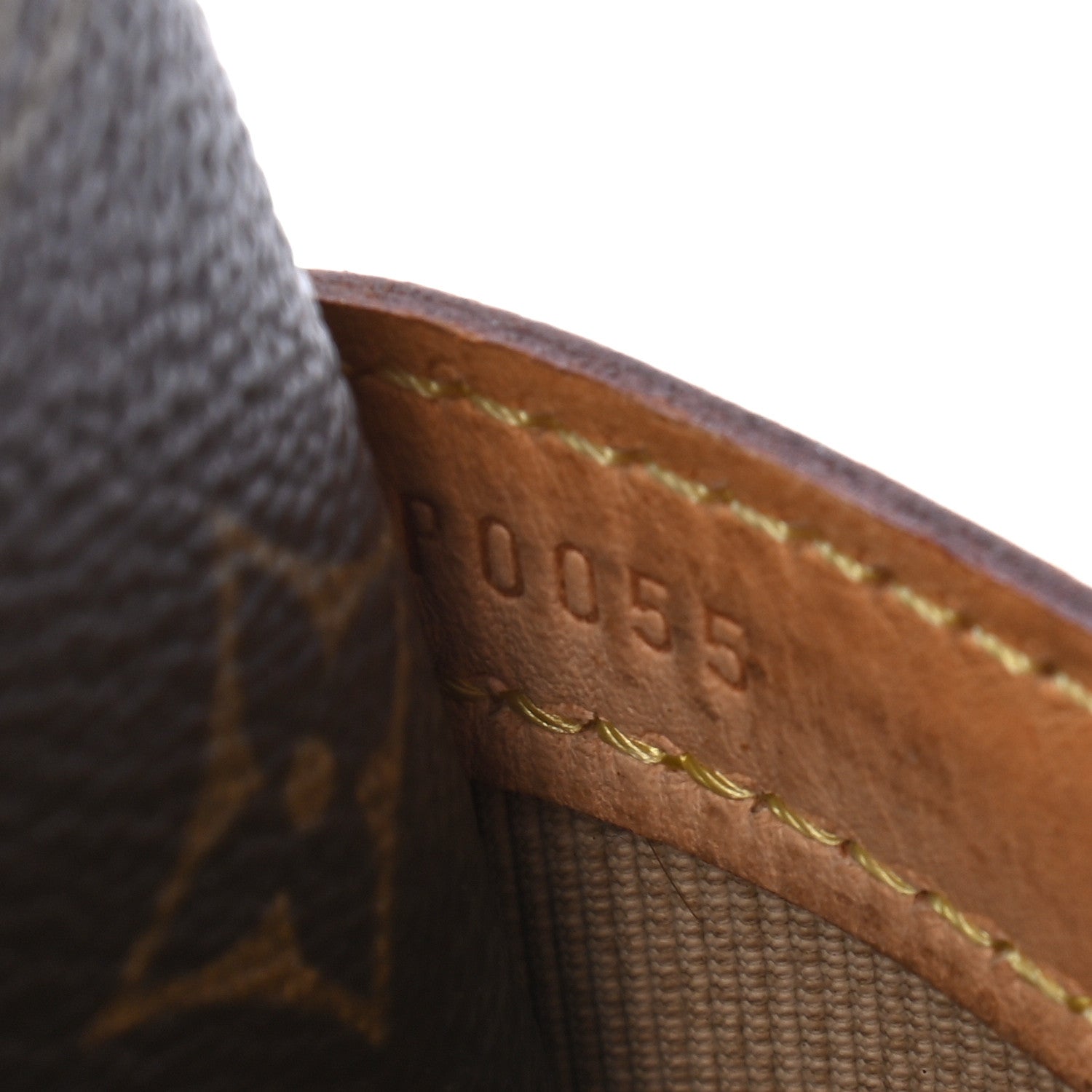 Louis Vuitton Monogram Reporter PM 8 of 10