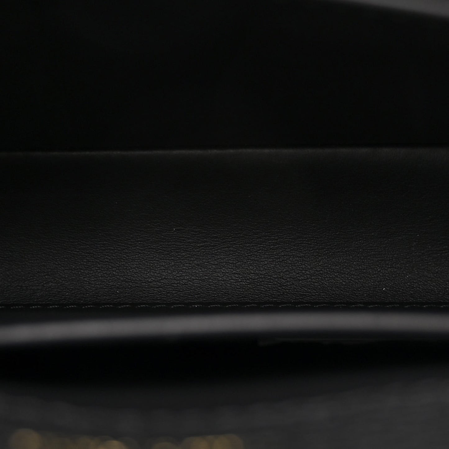 Taurillon Capucines BB Black