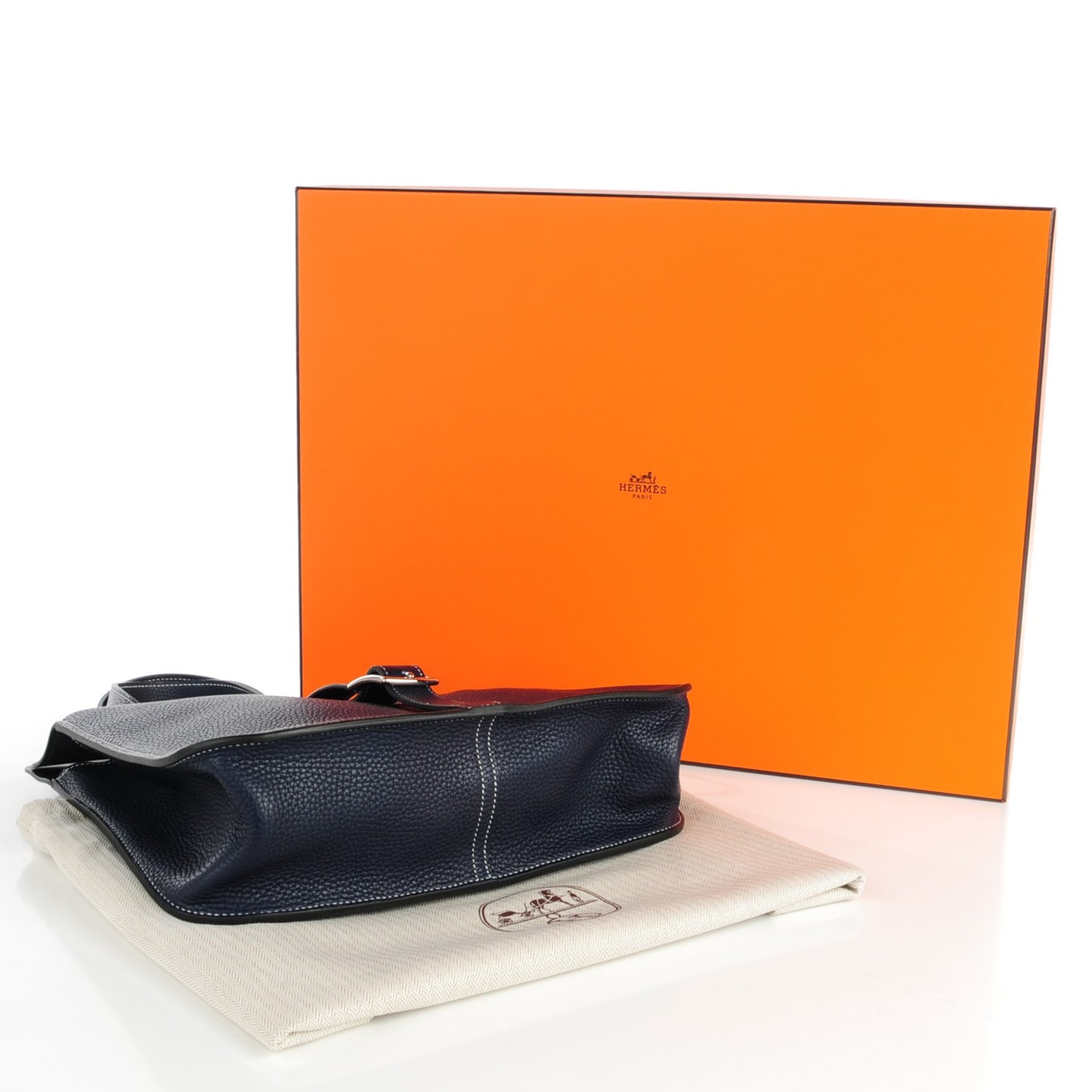 Taurillon Clemence Halzan 31 Bleu Nuit Indigo