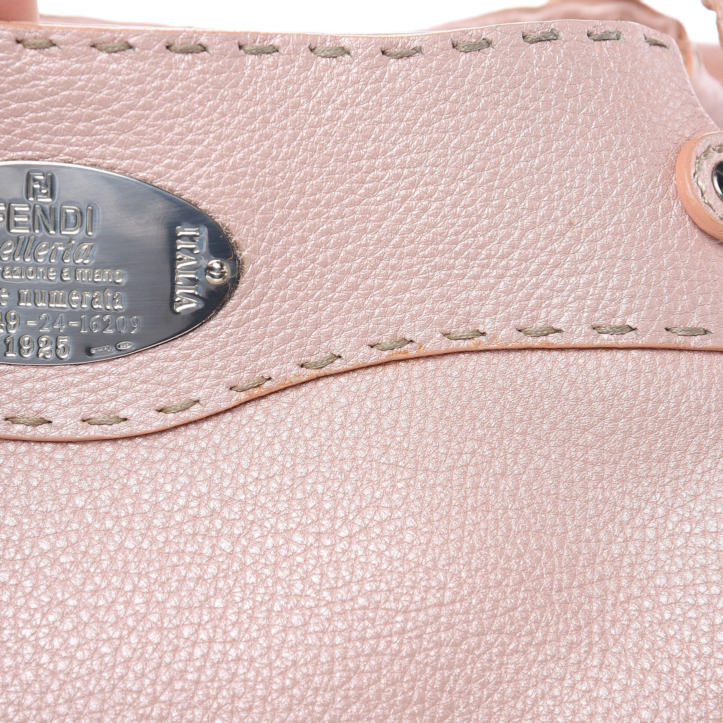 Cuoio Romano Selleria Small Bucket Bag Cipria