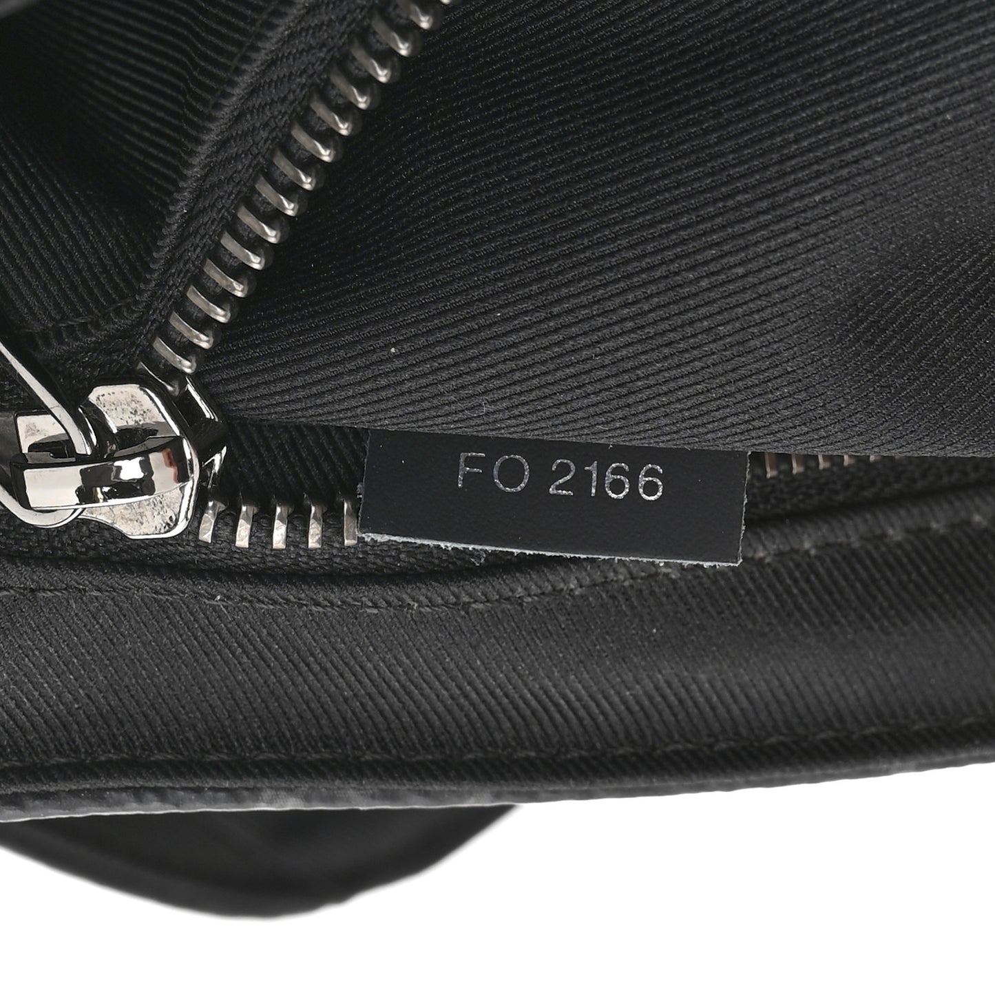 Monogram Eclipse Voyager PM Messenger