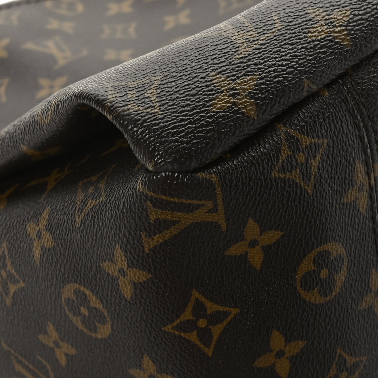 Louis Vuitton Monogram Artsy MM 10 of 10