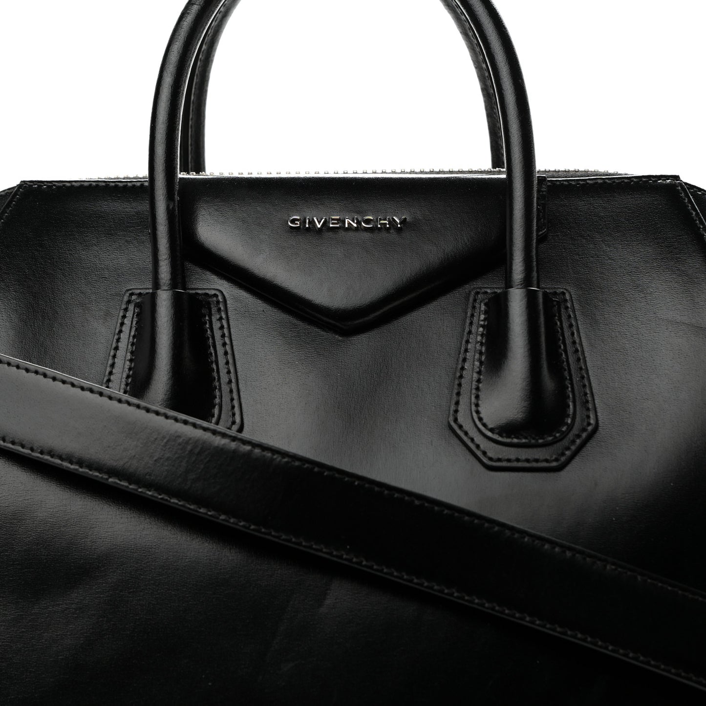Shiny Lord Calfskin Medium Antigona Black