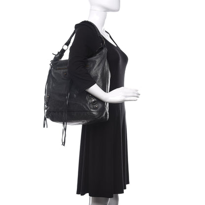 Balenciaga Agneau Classic Hardware Day Hobo Black 3 of 16