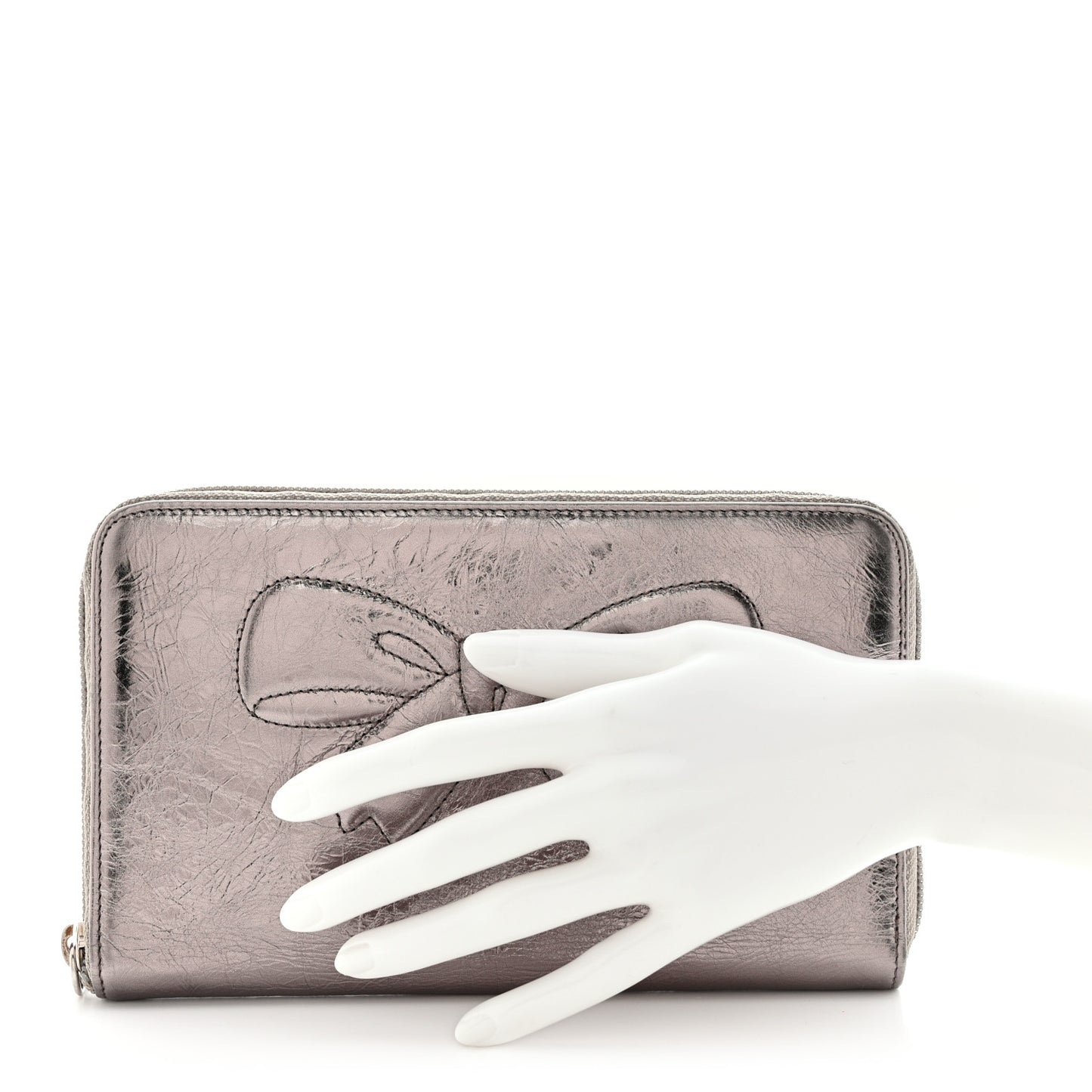 Metallic Aged Calfskin CC Bow Wallet Silver